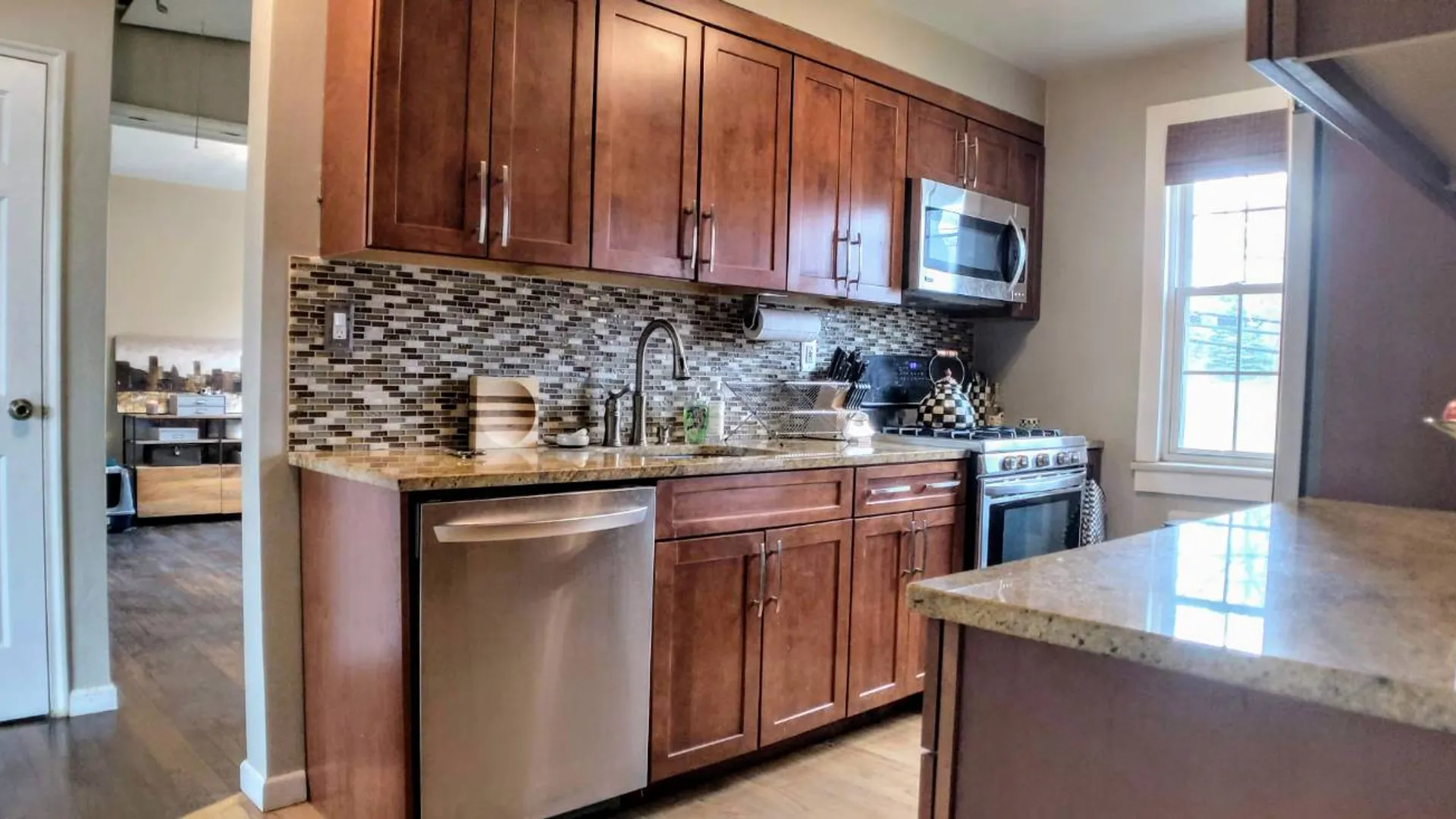 Property at 3 Lawrence Park Crescent, Bronxville, NY 10708 8
