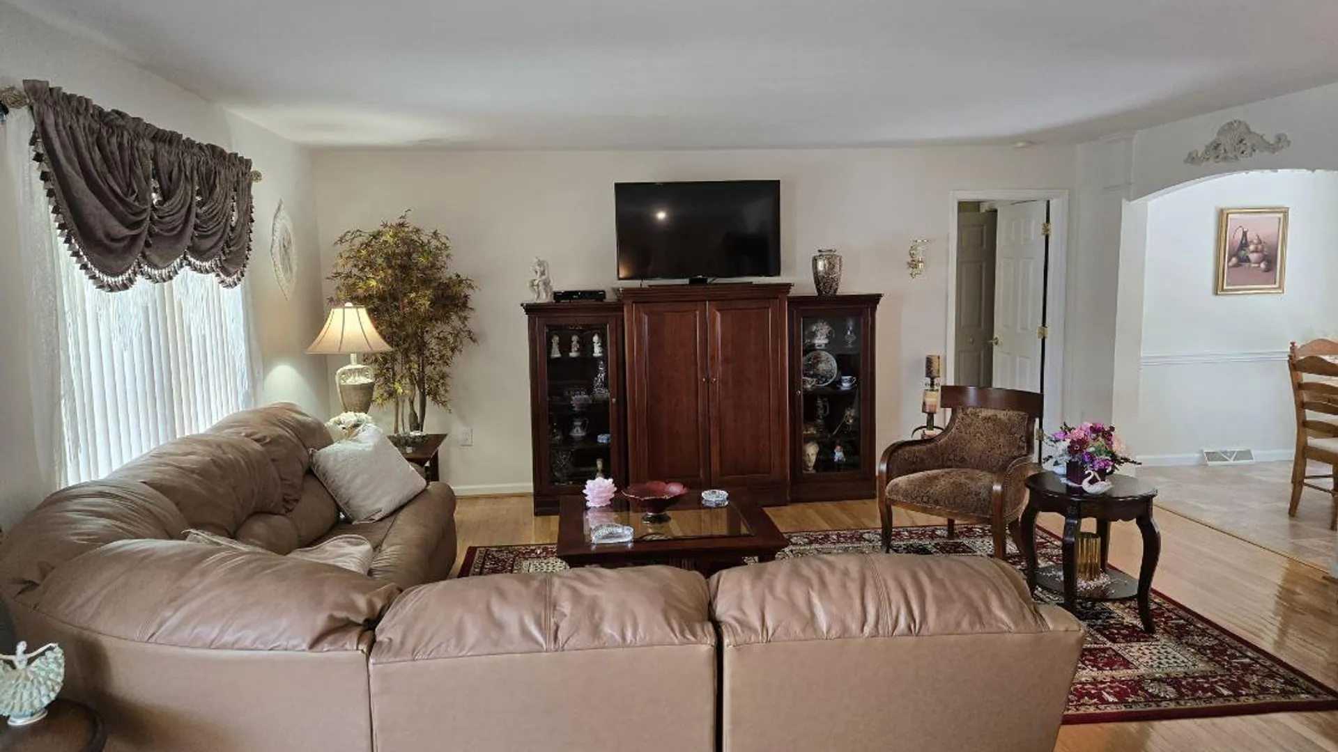 Property at 1407-212 Middle Rd, Calverton, NY 11933 7