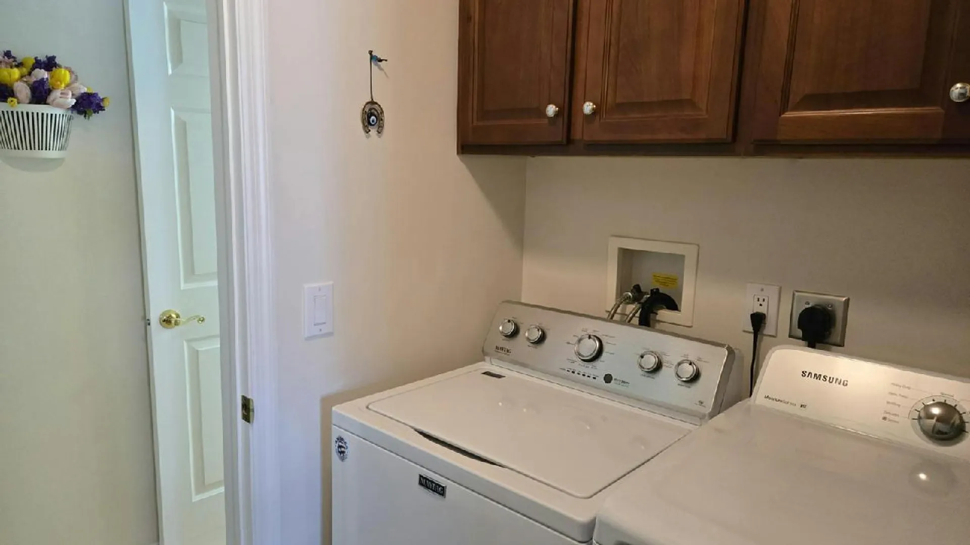 Property at 1407-212 Middle Rd, Calverton, NY 11933 15