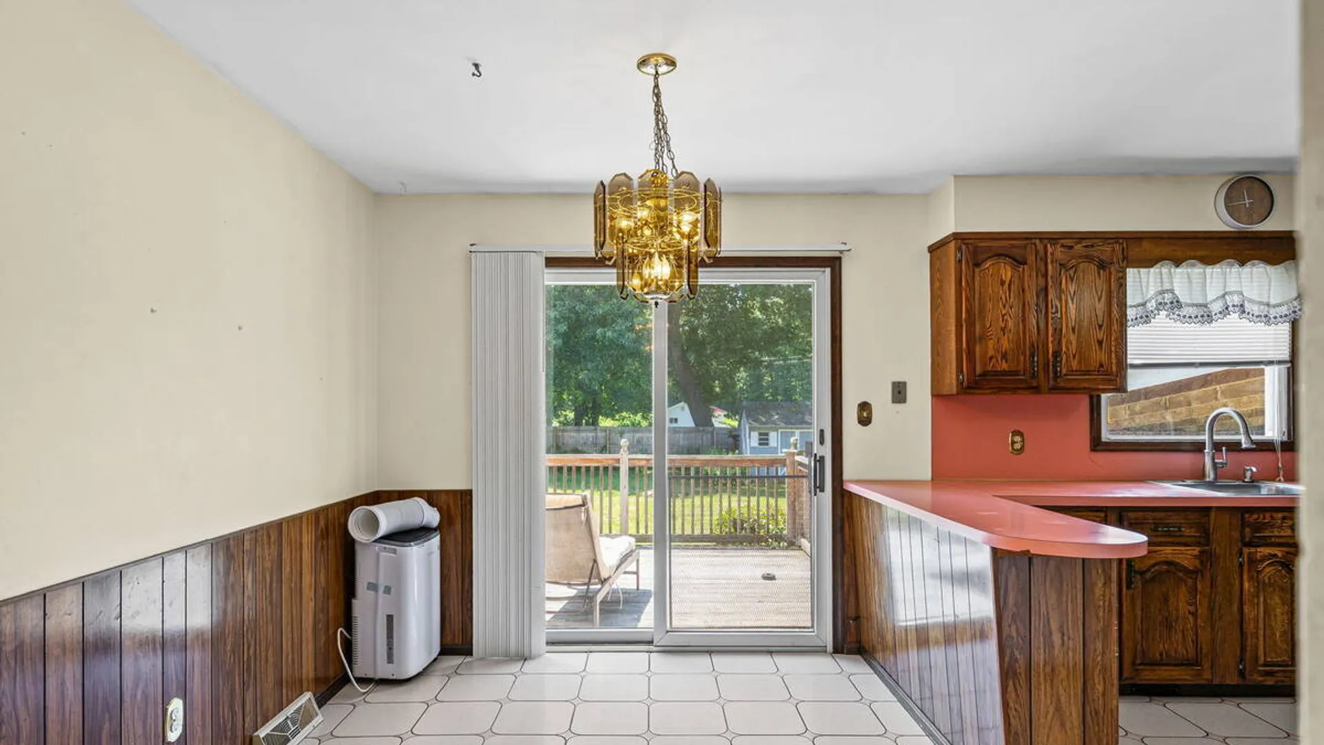 Property at 172 Dahlia Street, Rotterdam, NY 12306 10