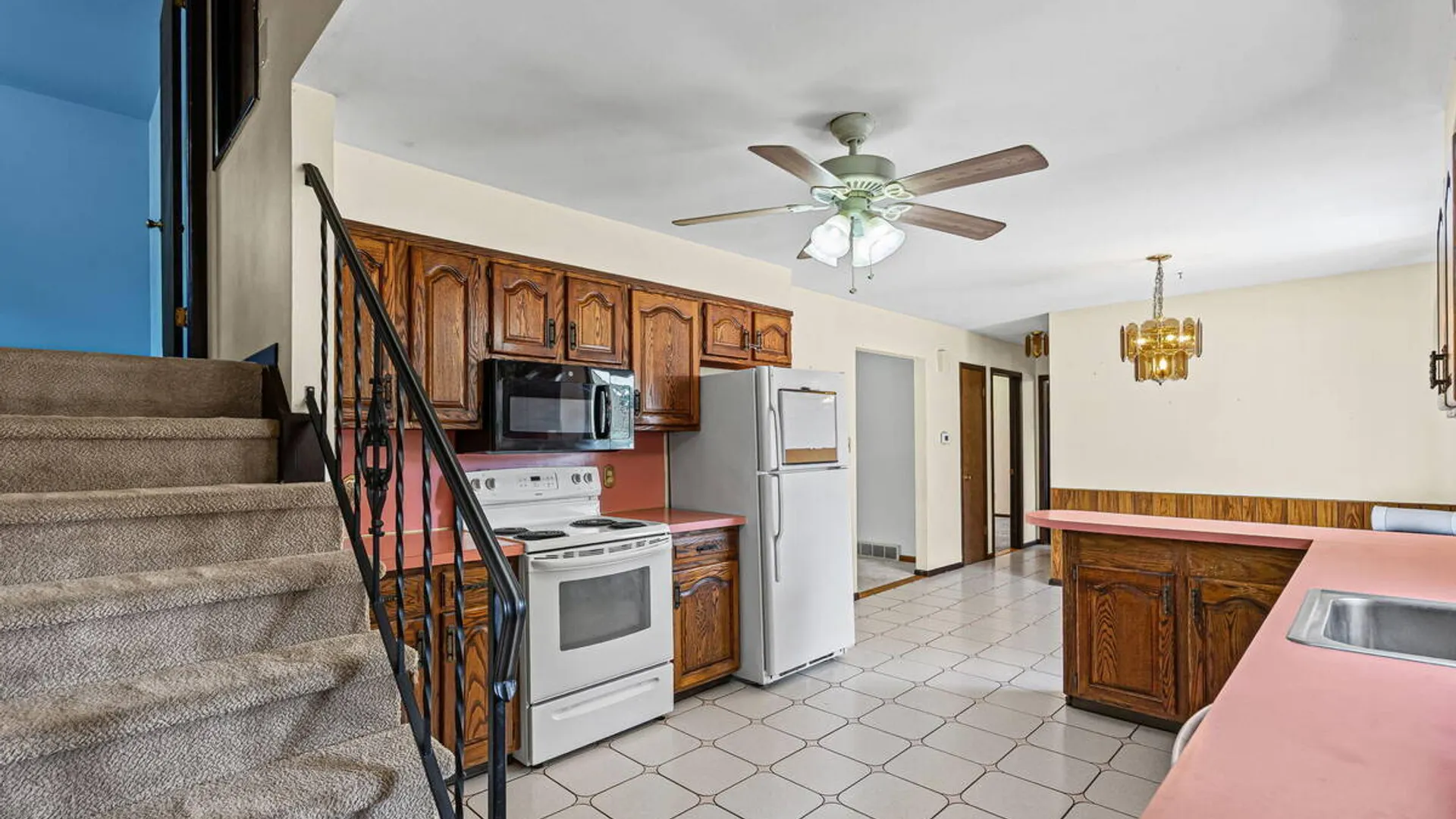 Property at 172 Dahlia Street, Rotterdam, NY 12306 12