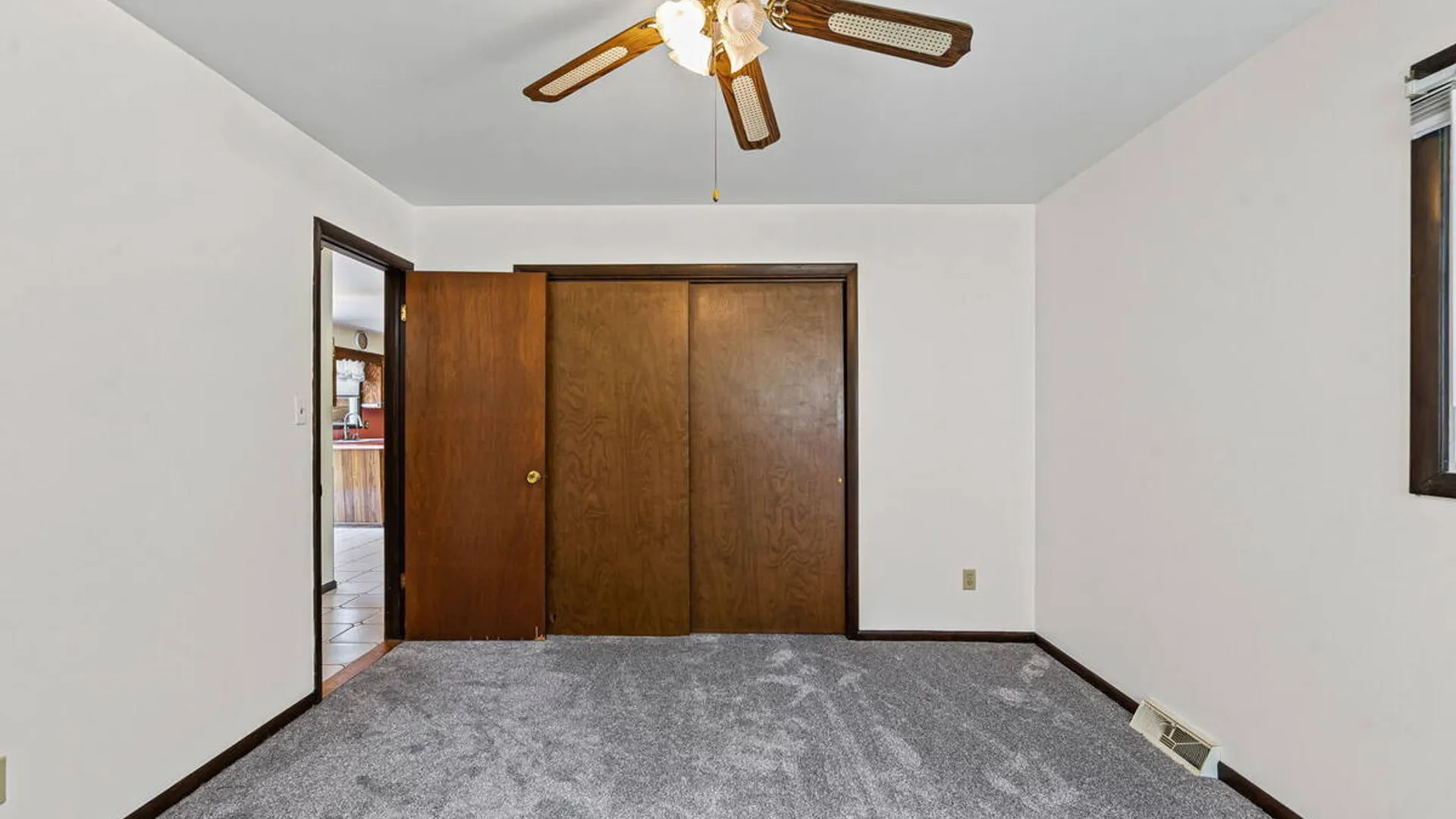 Property at 172 Dahlia Street, Rotterdam, NY 12306 18