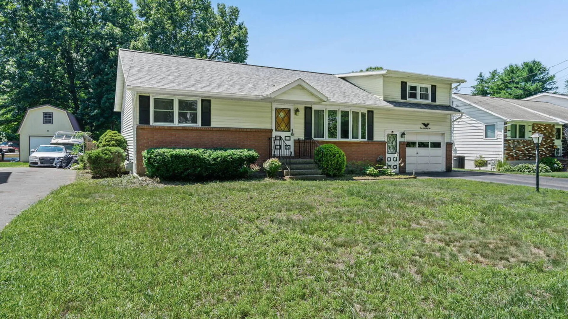Property at 172 Dahlia Street, Rotterdam, NY 12306 2