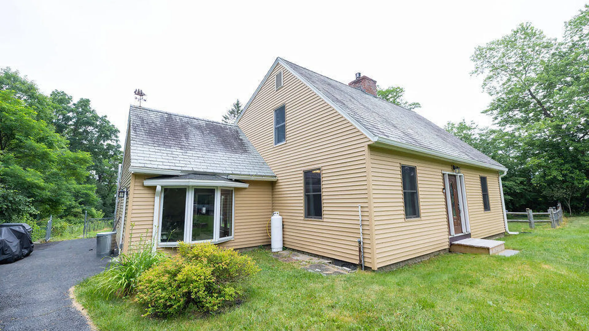 Property at 859 Putnam Road, Rotterdam, NY 12306 16
