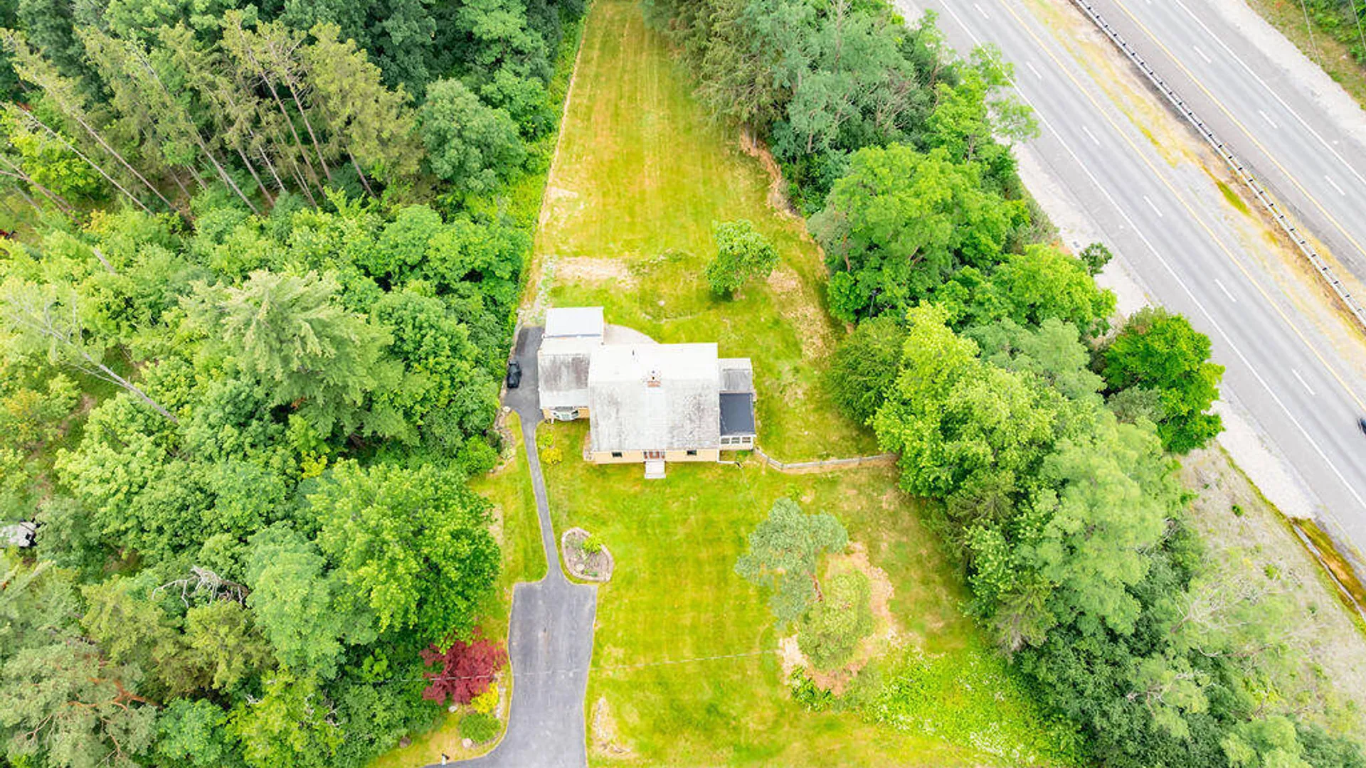 Property at 859 Putnam Road, Rotterdam, NY 12306 84