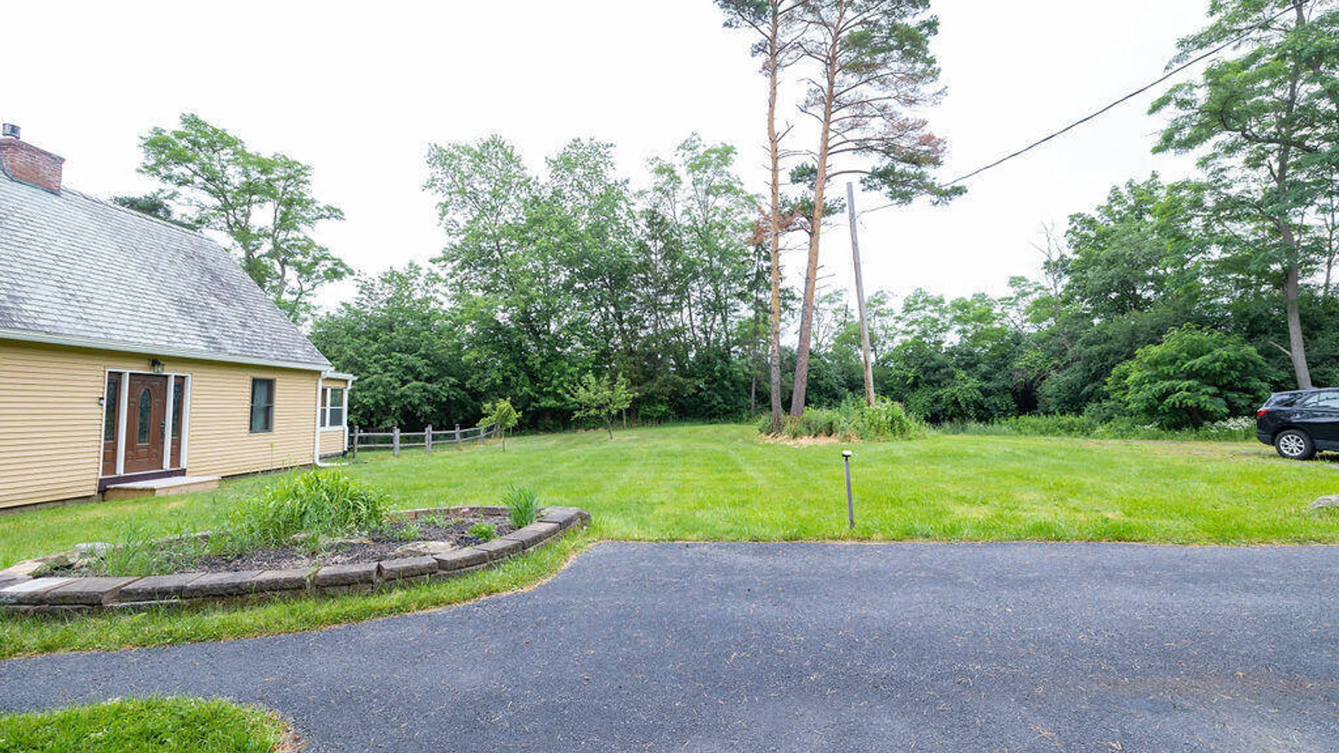 Property at 859 Putnam Road, Rotterdam, NY 12306 9