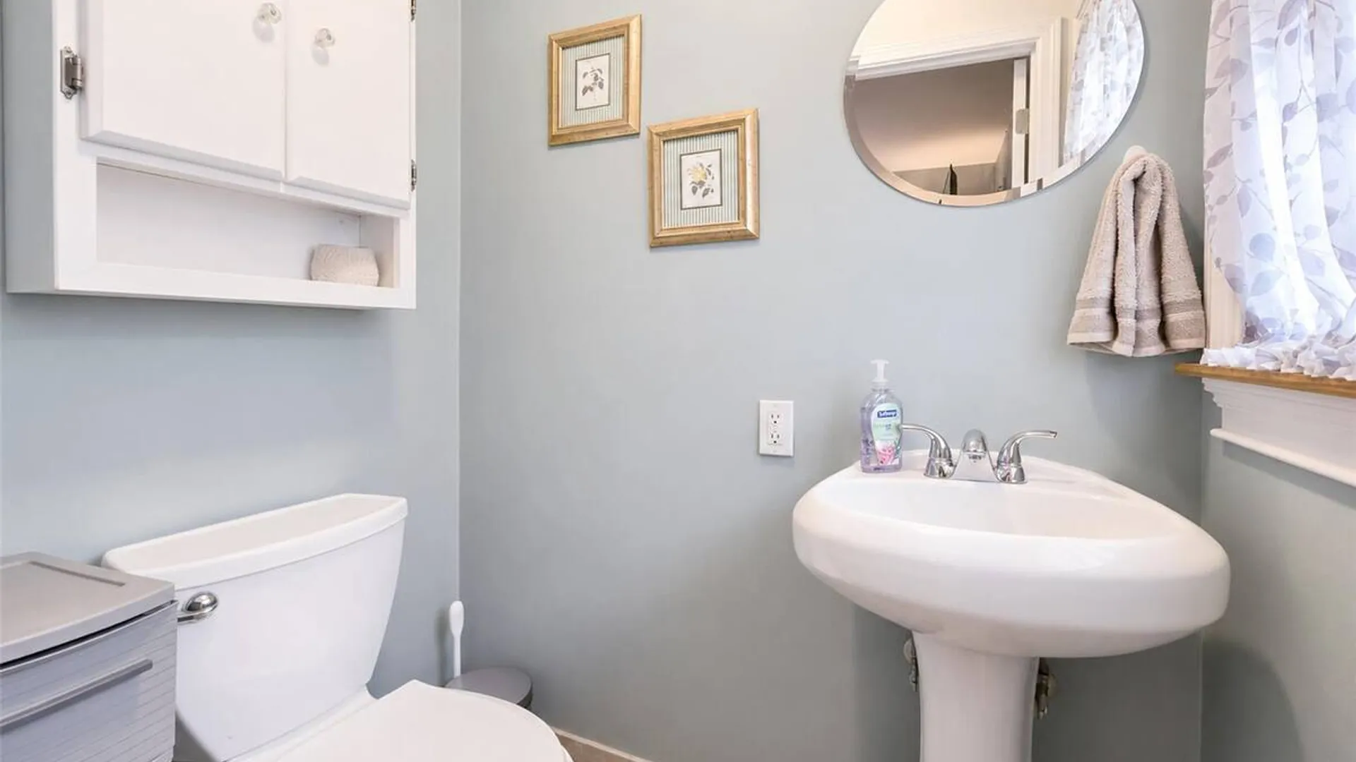 Property at 19 Evy Court, Sayville, NY 11782 9