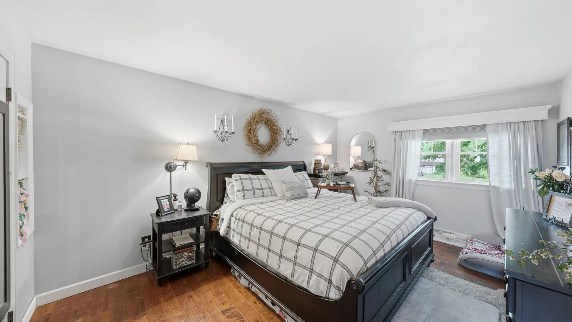 Property at 33 Sheffield Drive, Delmar, NY 12054 18