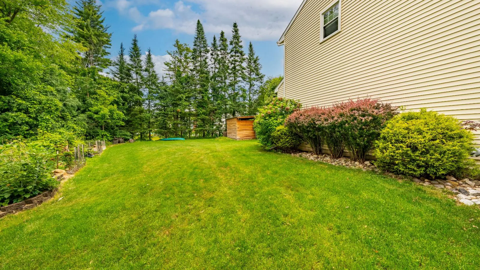 Property at 33 Sheffield Drive, Delmar, NY 12054 4