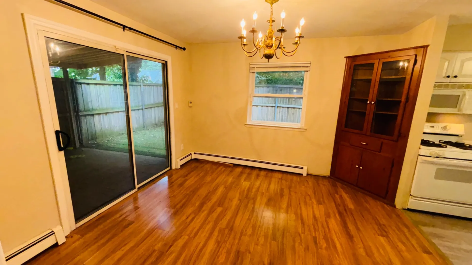 Property at 3 Altamont av, Sea Cliff, NY 11579 6
