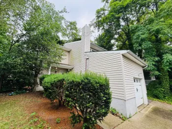Property at 3 Altamont av, Sea Cliff, NY 11579