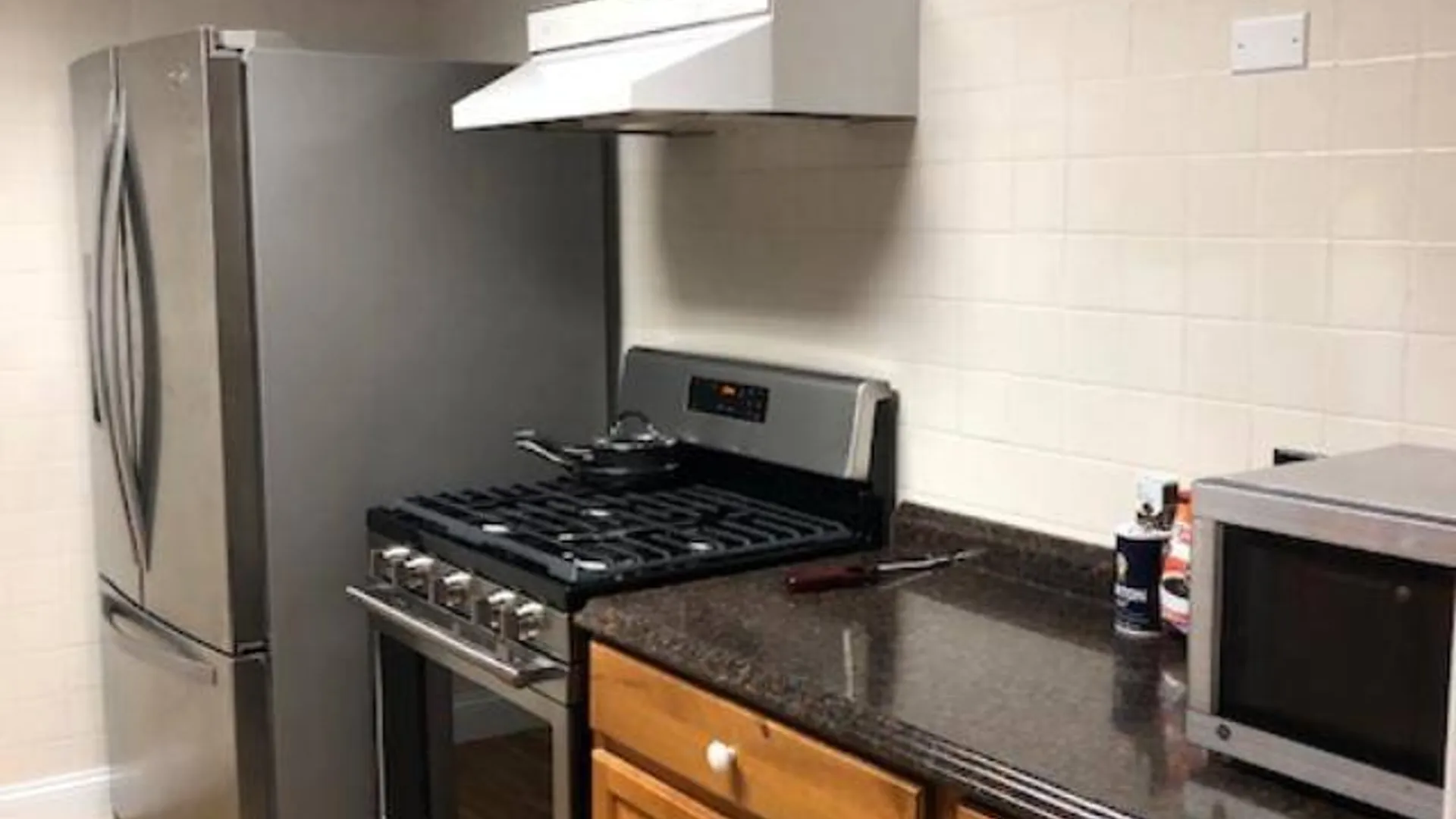Property at 1 King St, Glen Head, NY 11545 2
