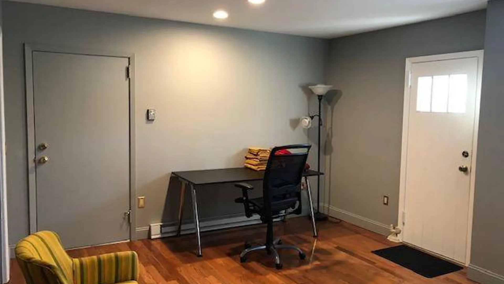 Property at 1 King St, Glen Head, NY 11545 6