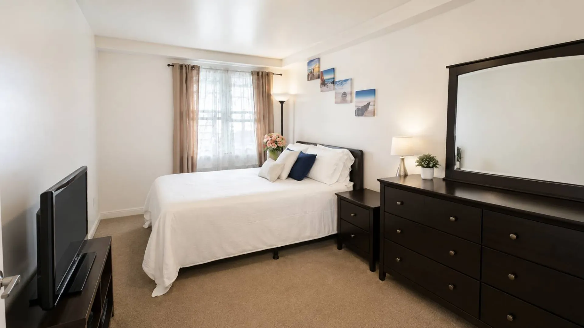 Property at 32-51 72nd St, Jackson Heights, NY 11370 11