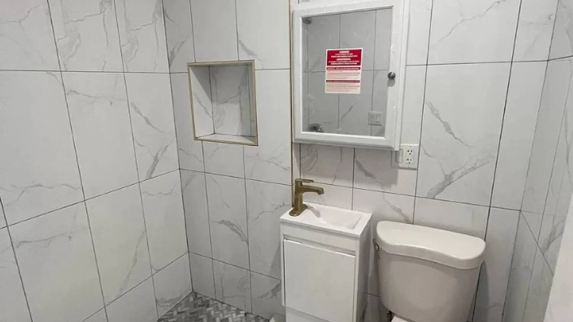 Property at 113-10 Jamaica Ave, New York, NY 11418 3