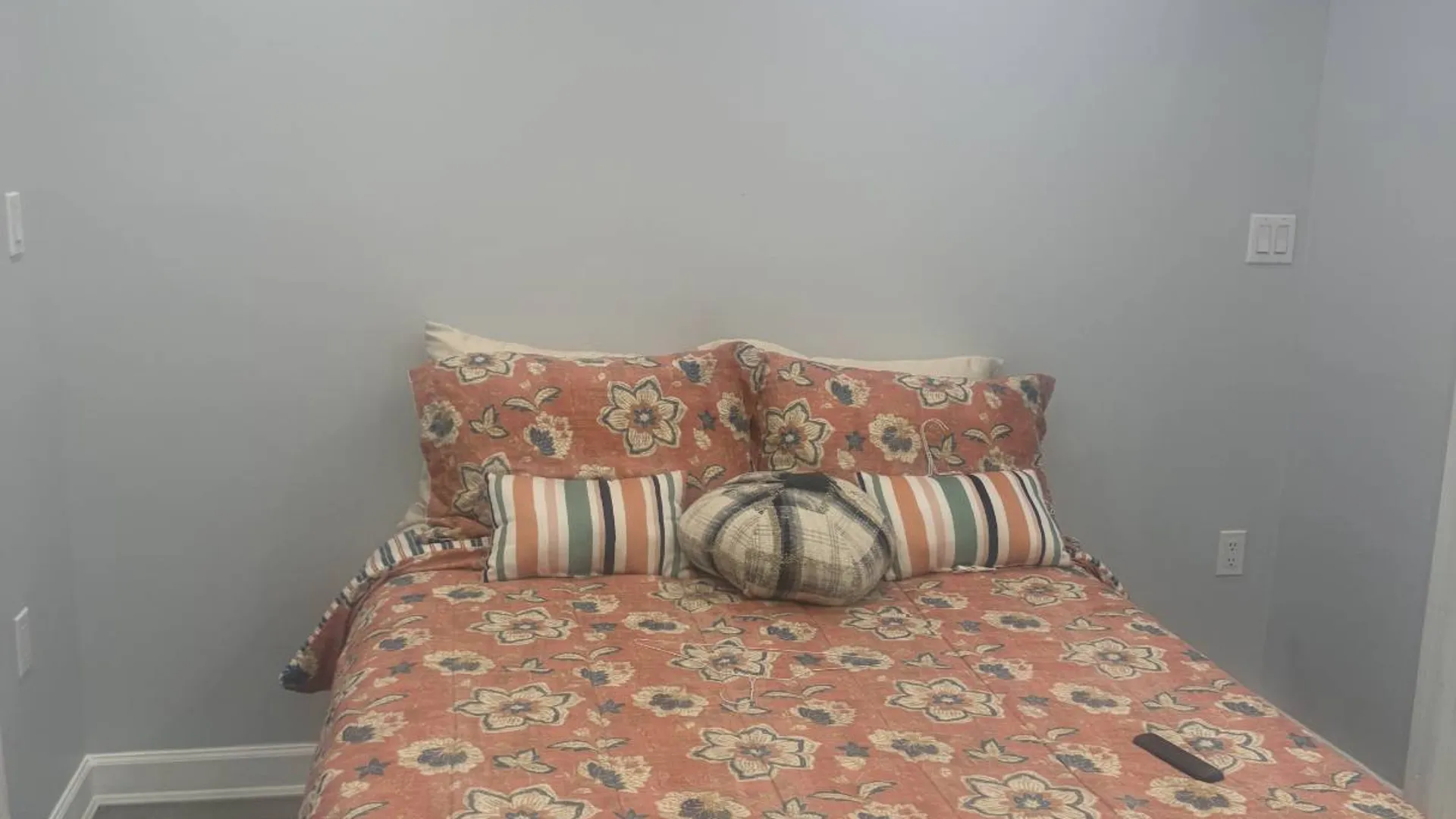 Property at 701 E 96th St, Brooklyn, NY 11236 3