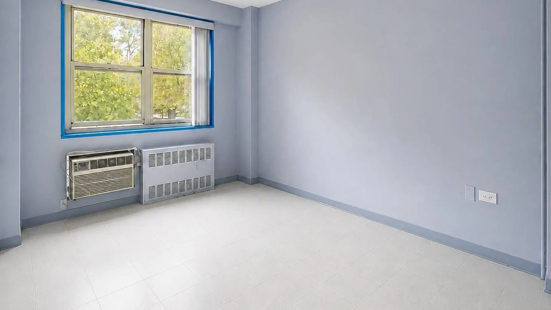 Property at 190 Cozine Ave, Brooklyn, NY 11207 7