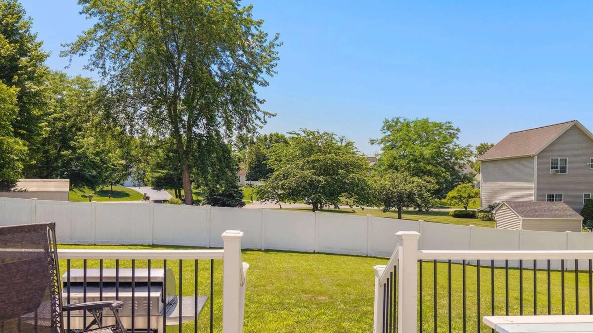 Property at 6 Mallard Drive, Clifton Park, NY 12148 49