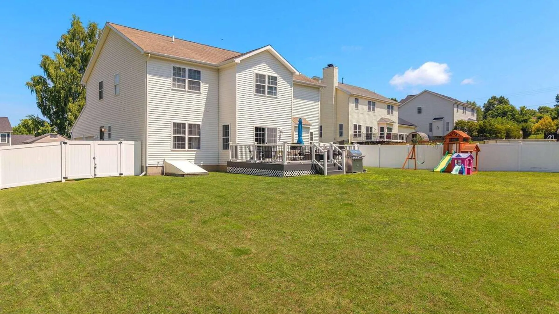 Property at 6 Mallard Drive, Clifton Park, NY 12148 53
