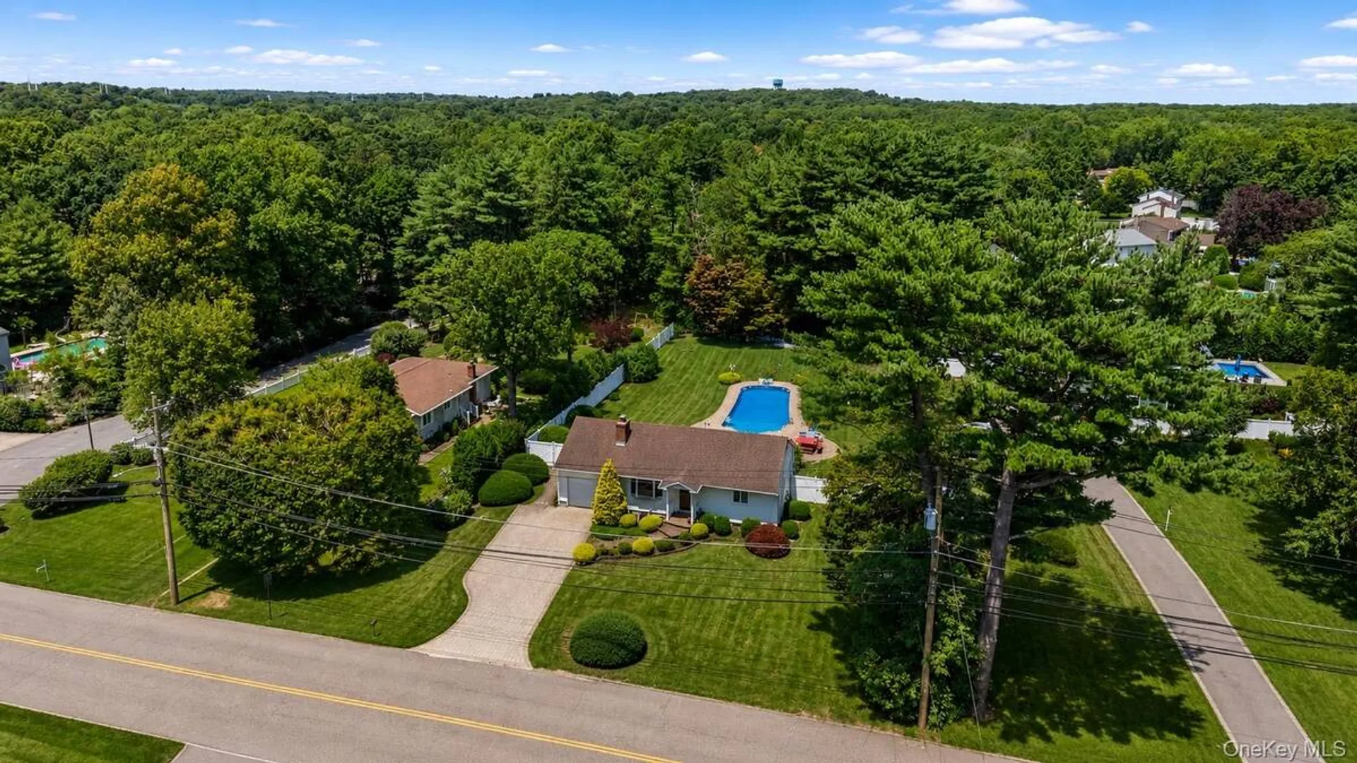 Property at 72 Dix Highway, Dix Hills, NY 11746 27
