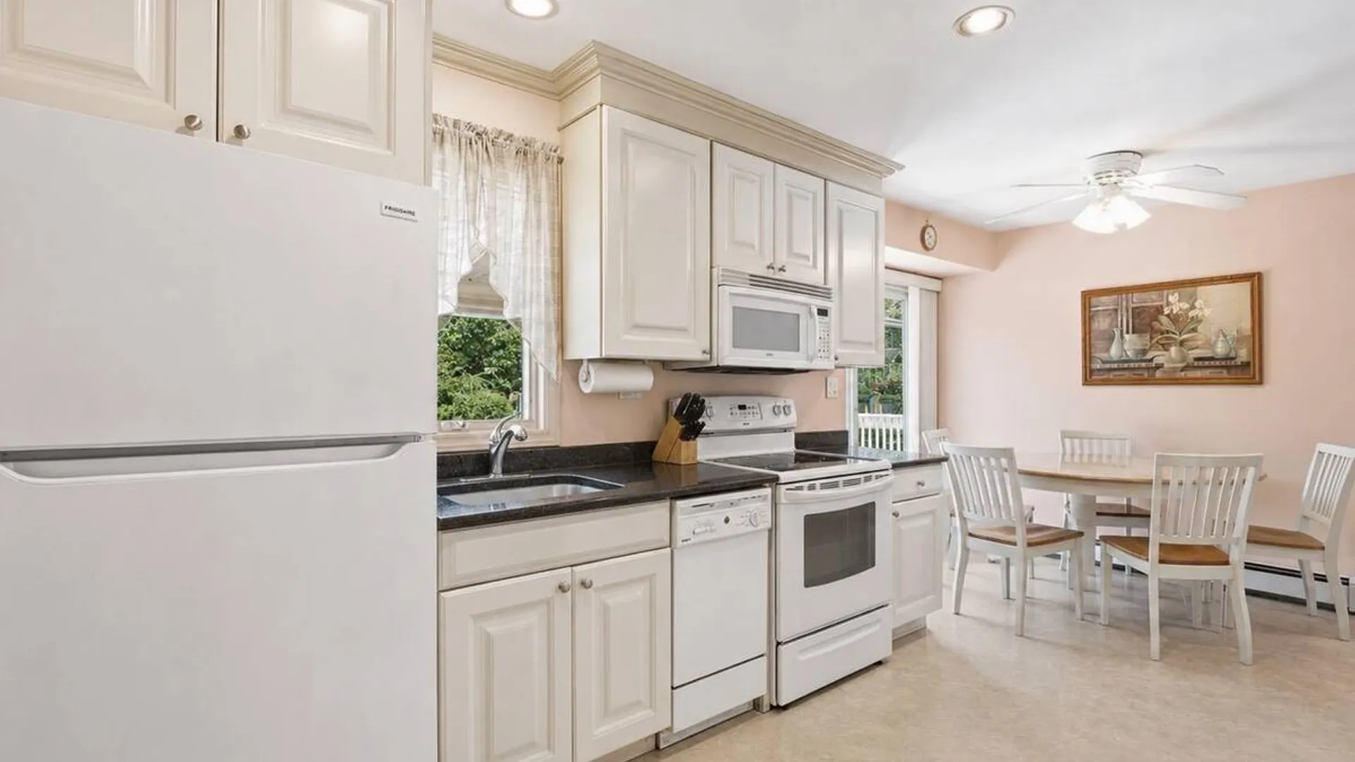 Property at 72 Dix Highway, Dix Hills, NY 11746 9