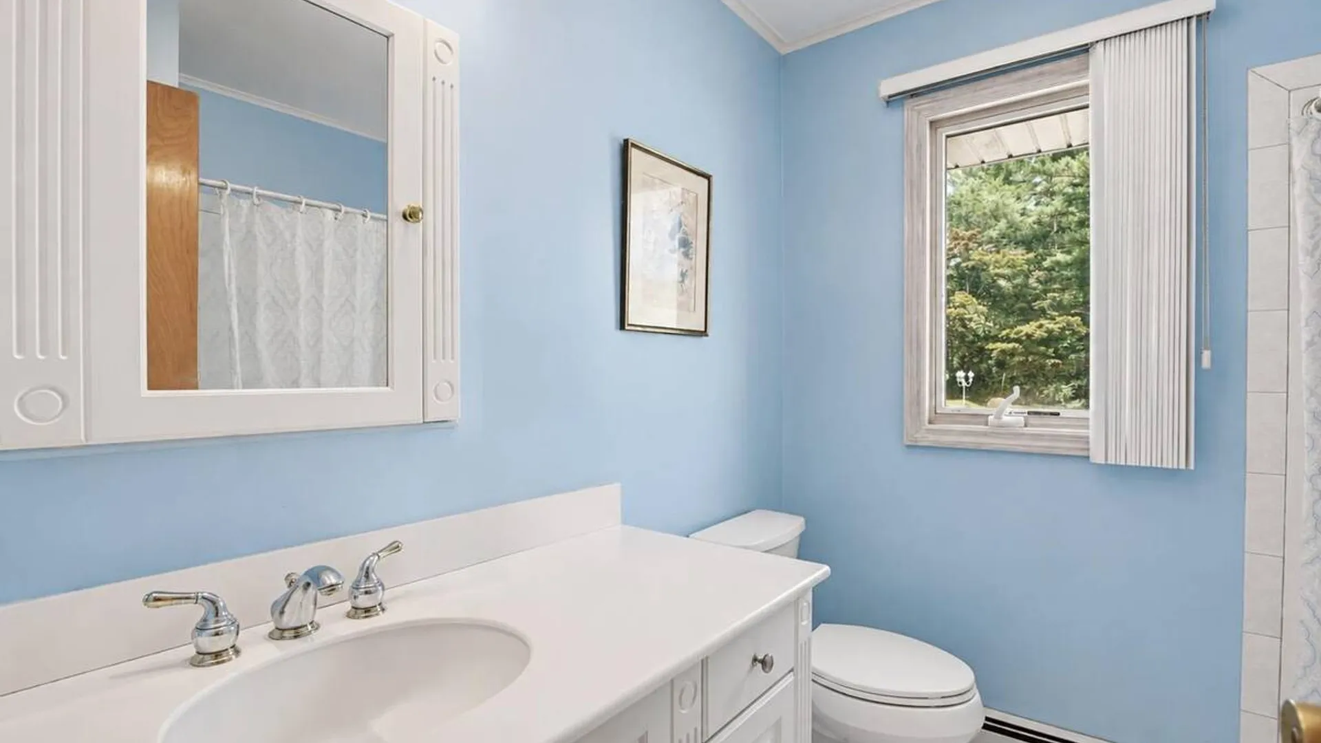 Property at 72 Dix Highway, Dix Hills, NY 11746 10