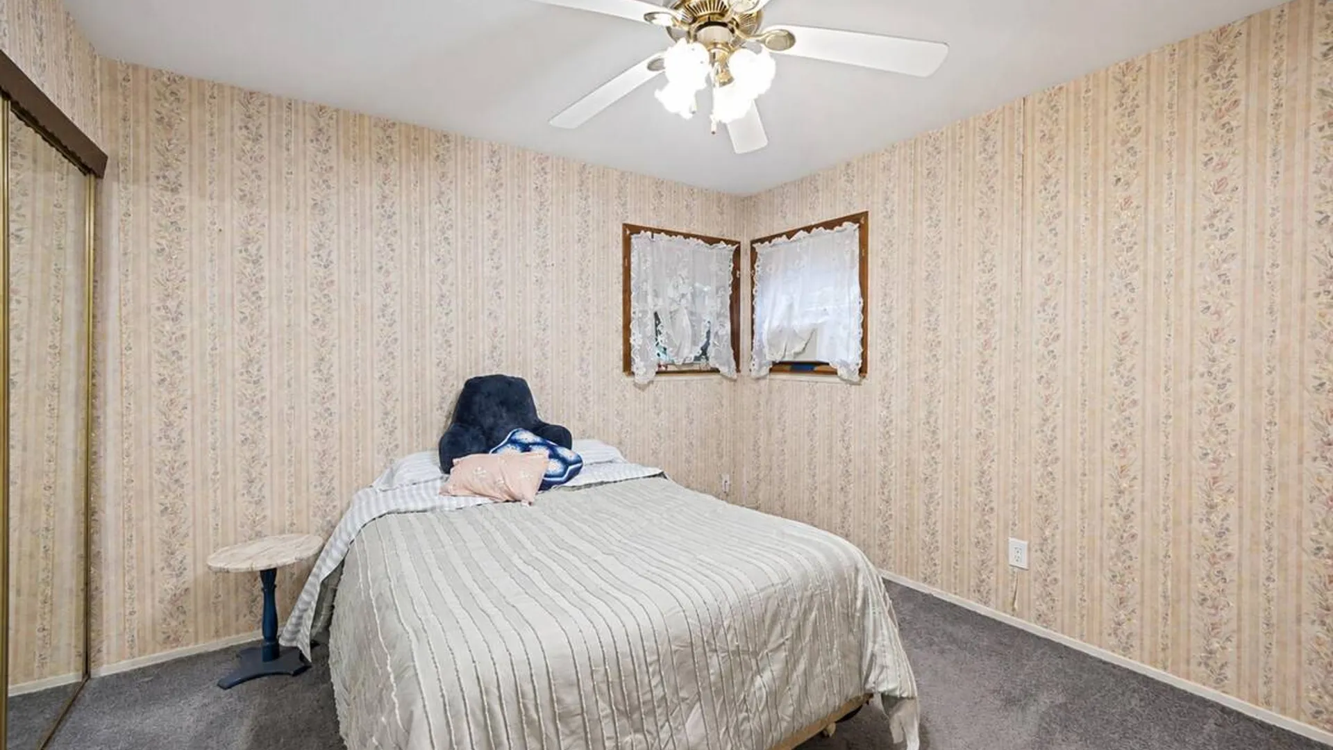 Property at 63 Otis Road, Islip Terrace, NY 11752 17