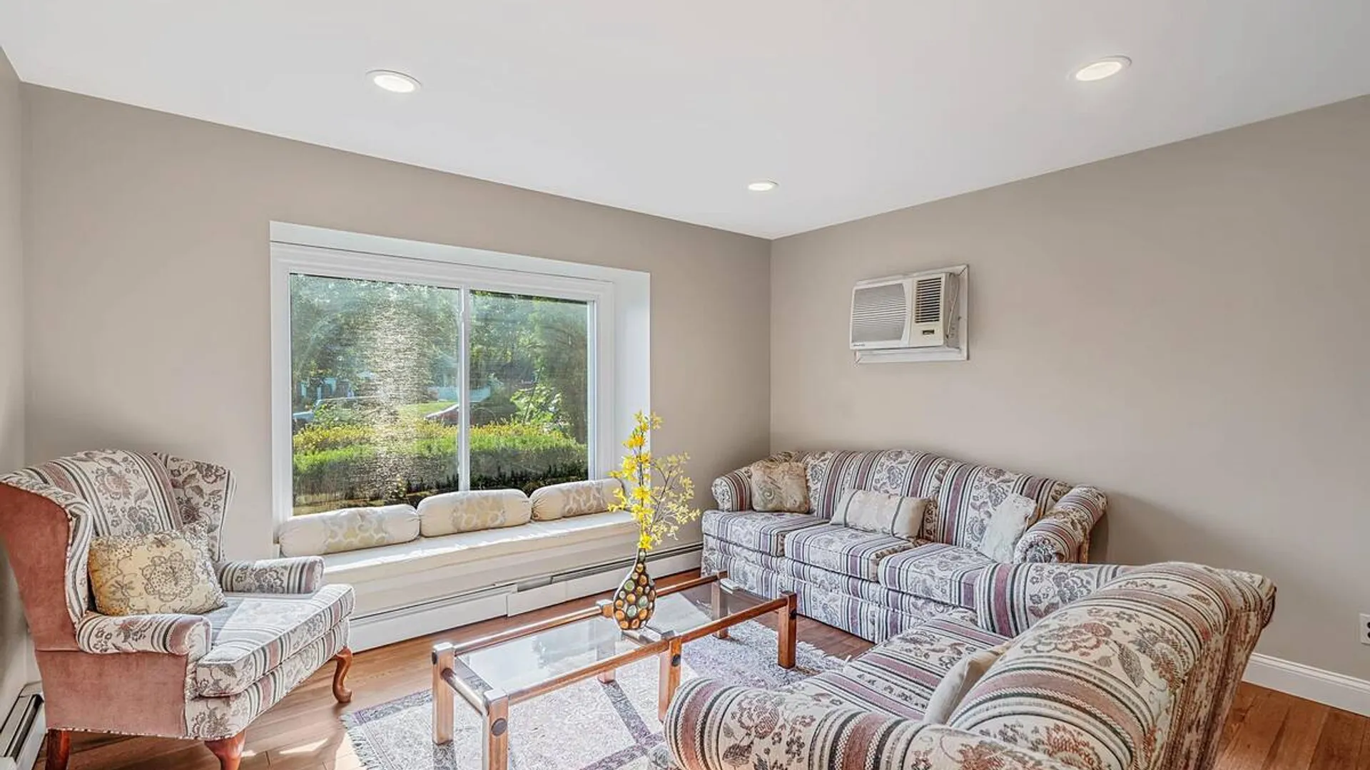 Property at 10 Springmeadow Drive, Kings Park, NY 11754 10