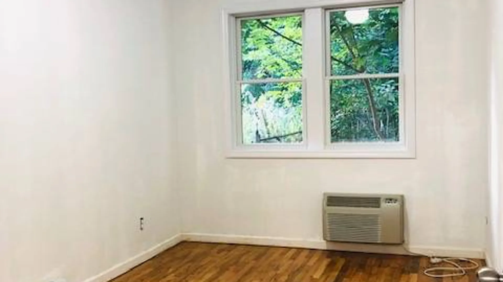 Property at 135-32 82nd Ave, BRIARWOOD, NY 11435 16