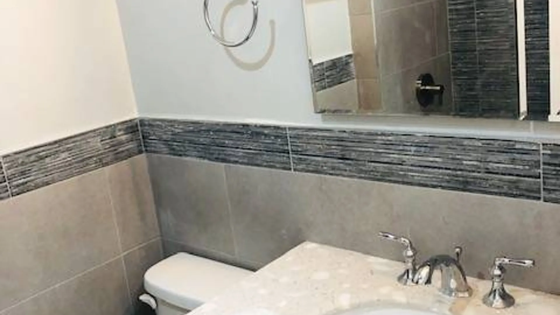 Property at 135-32 82nd Ave, BRIARWOOD, NY 11435 17