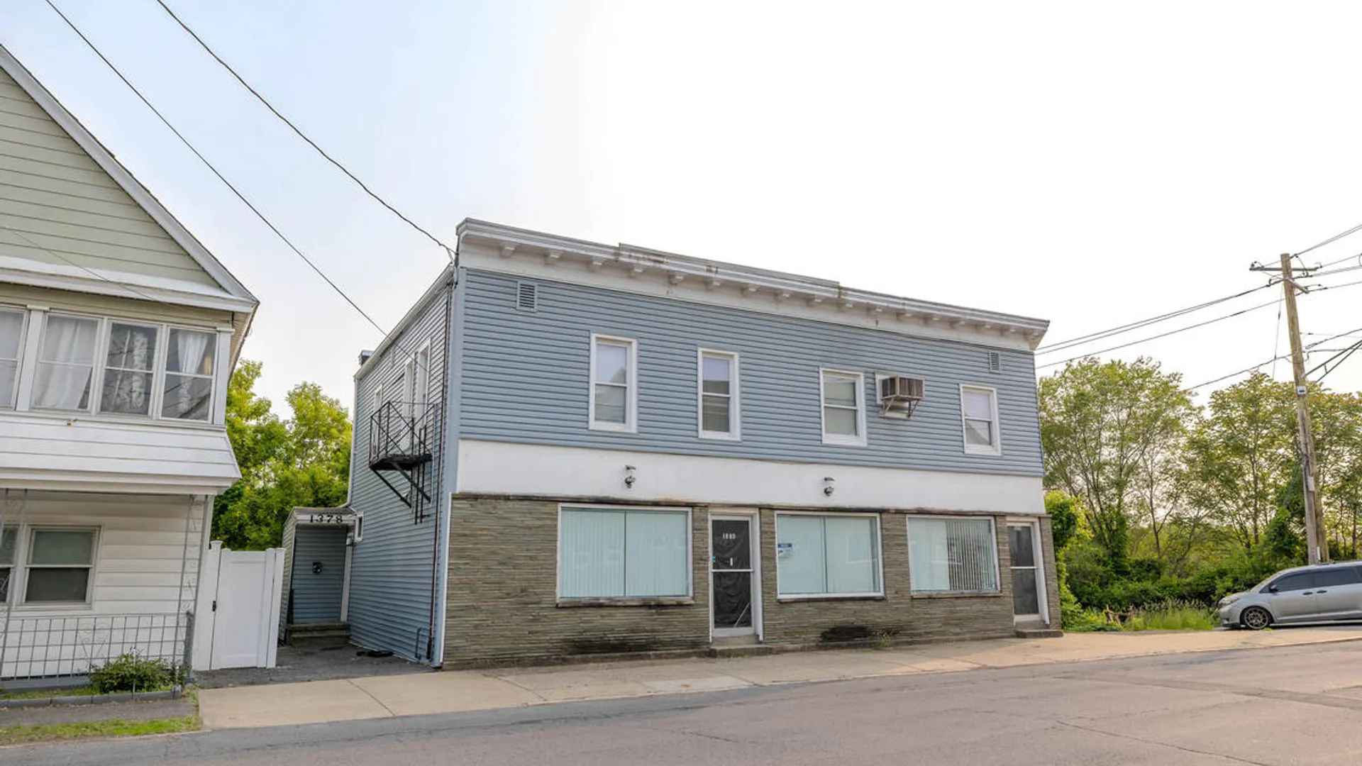 Property at 1374 10th Avenue, Schenectady, NY 12303 4