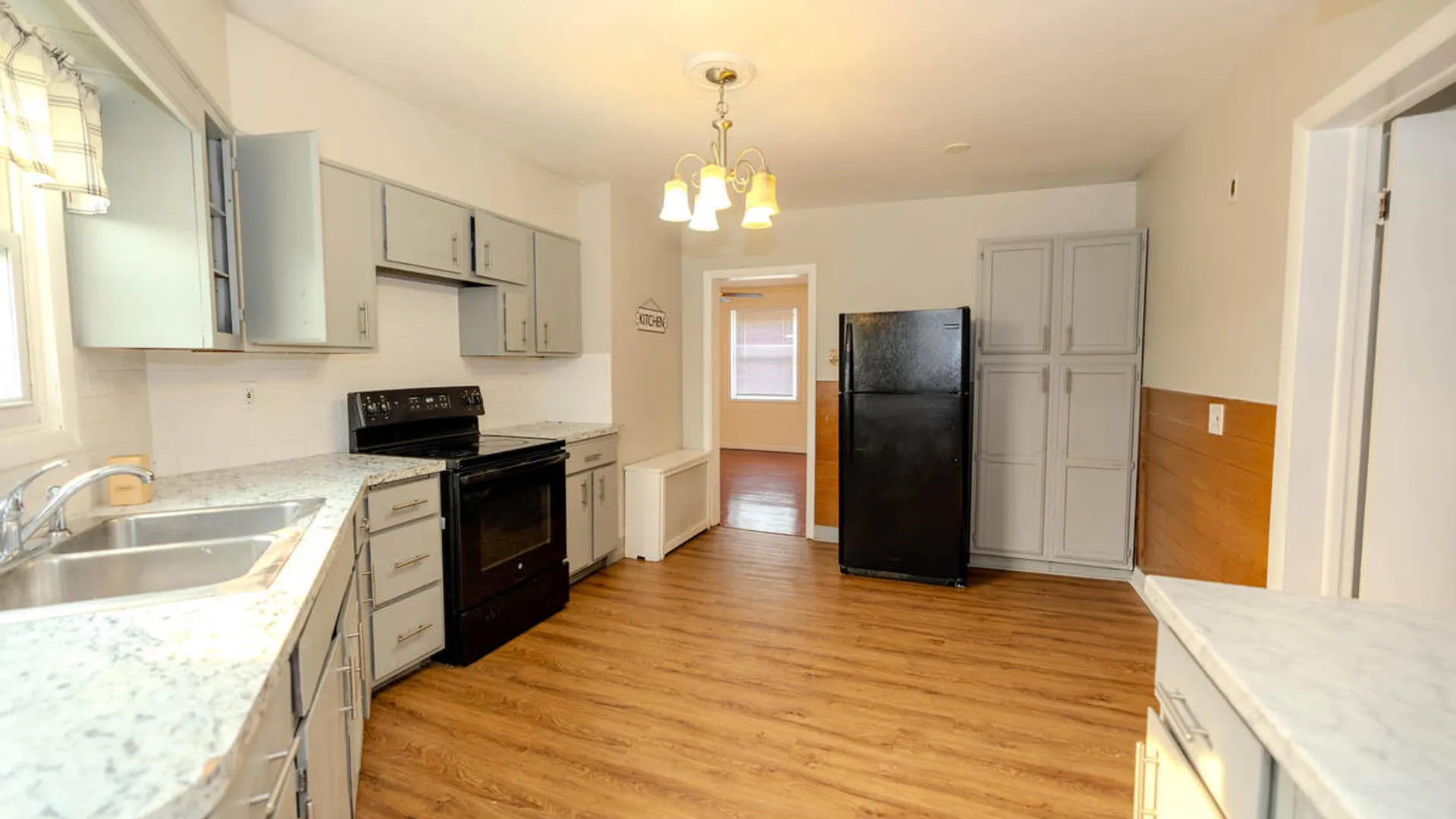 Property at 1374 10th Avenue, Schenectady, NY 12303 21
