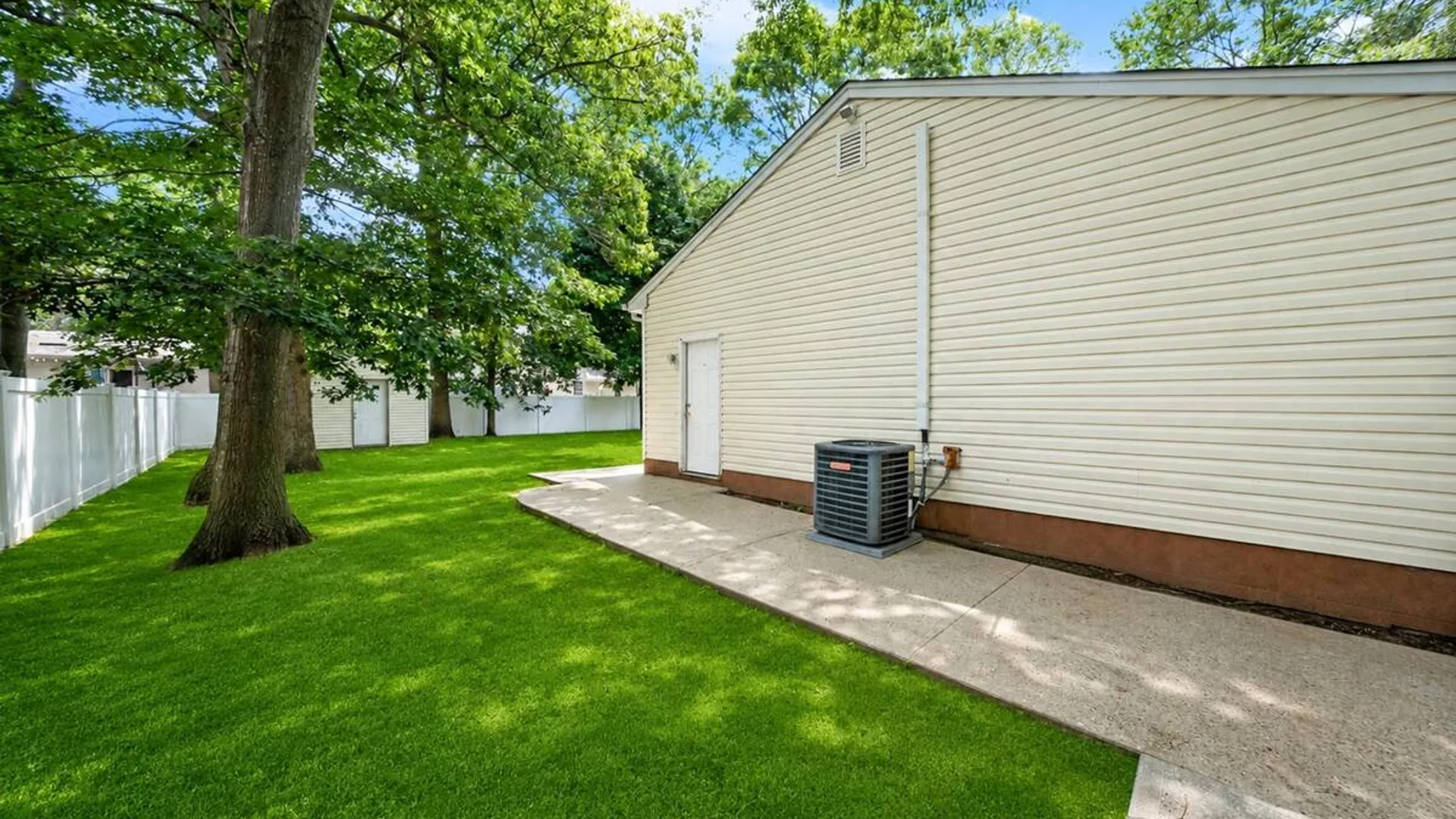 Property at 25 Heston Road, Shirley, NY 11967 10