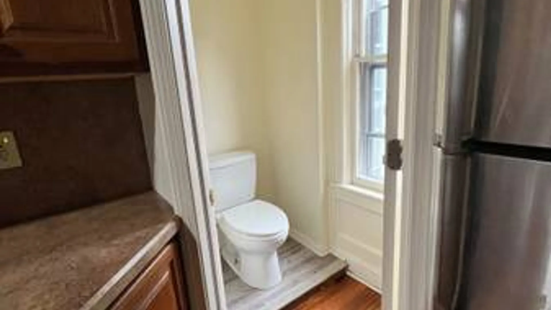 Property at 3 Washington Ave, Schenectady, NY 12305 7