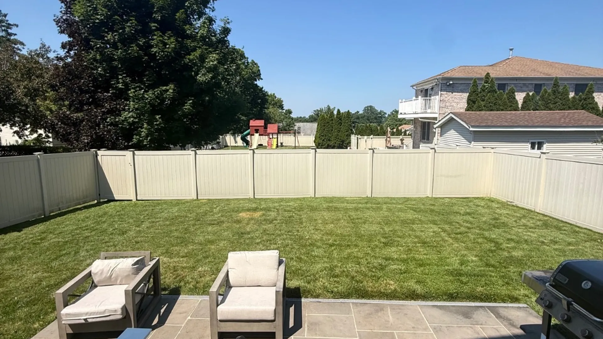 Property at 19 Lorraine Dr, Eastchester, NY 10709 5