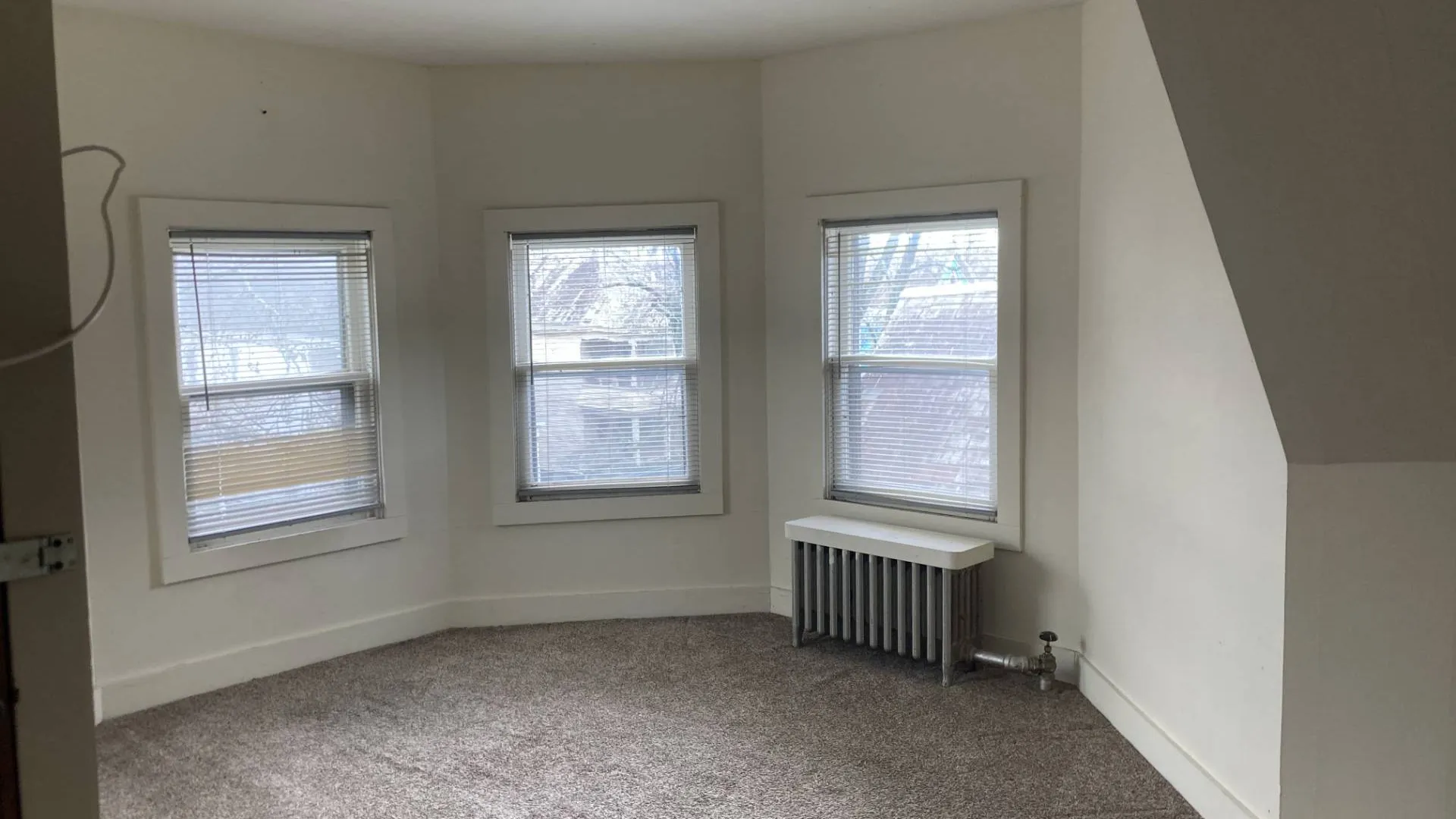 Property at 1049 Park Ave, Schenectady, NY 12308 11