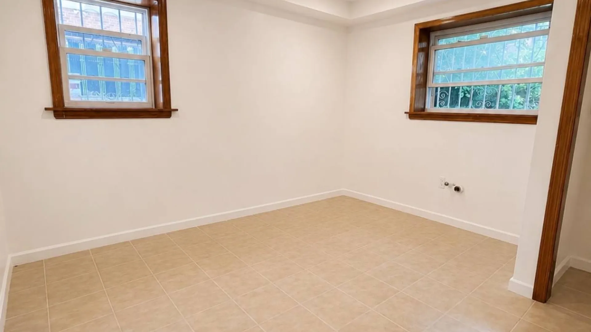 Property at 15043 21 ave, Whitestone, NY 11357 14
