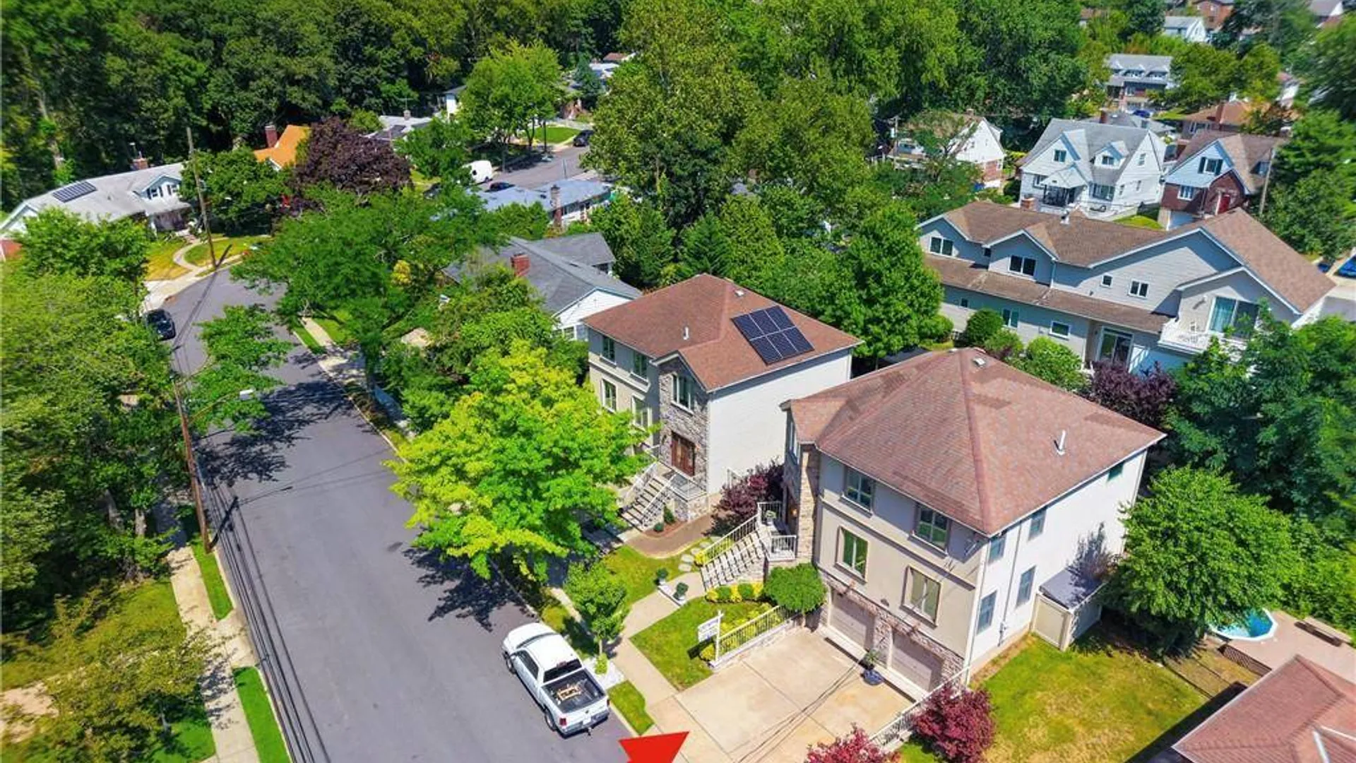 Property at 22 Cheshire Pl, Staten Island, NY 10301 27