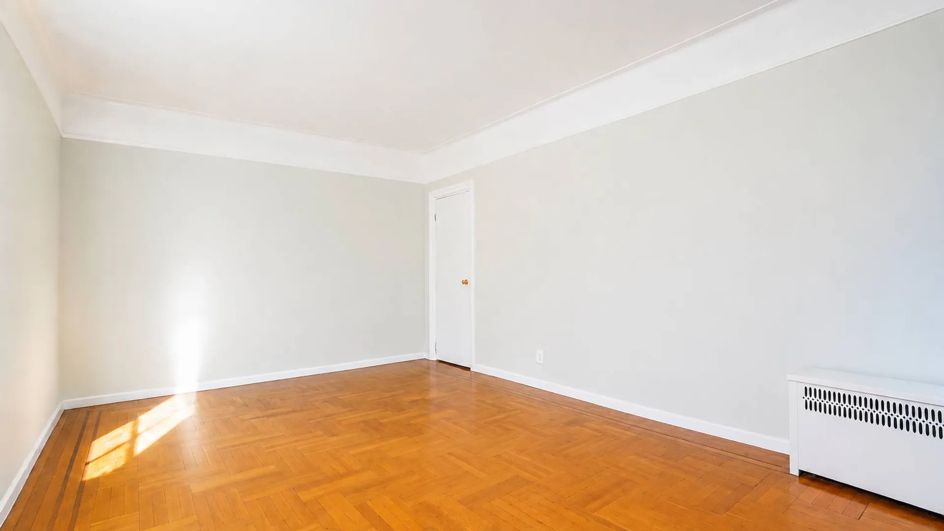 Property at 303 Ave P, Brooklyn, NY 11204 5