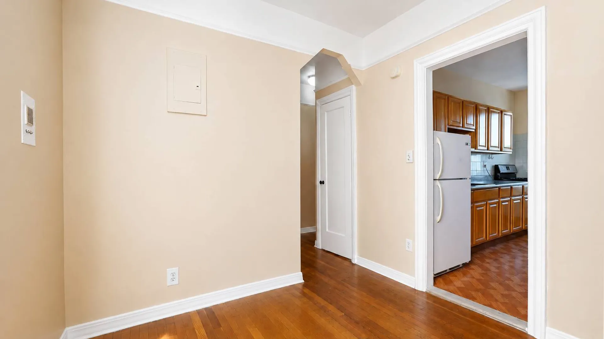 Property at 303 Ave P, Brooklyn, NY 11204 7