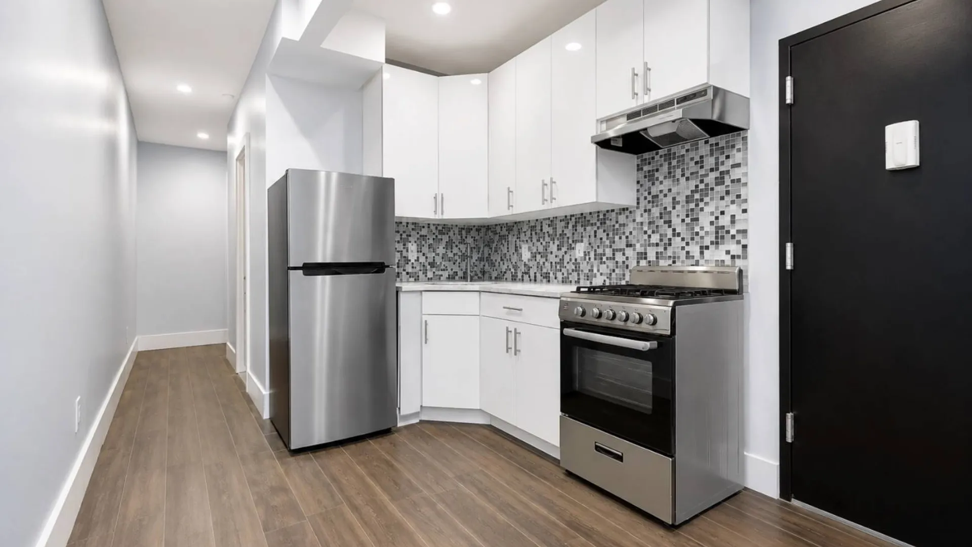 Property at 1260 Myrtle Avenue, Brooklyn, NY 11221 4