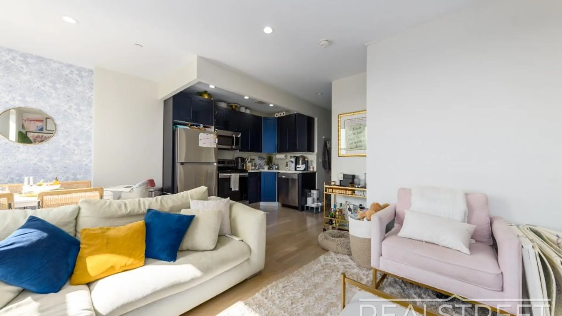 Property at 645 Knickerbocker Ave, BROOKLYN, NY 11221 2