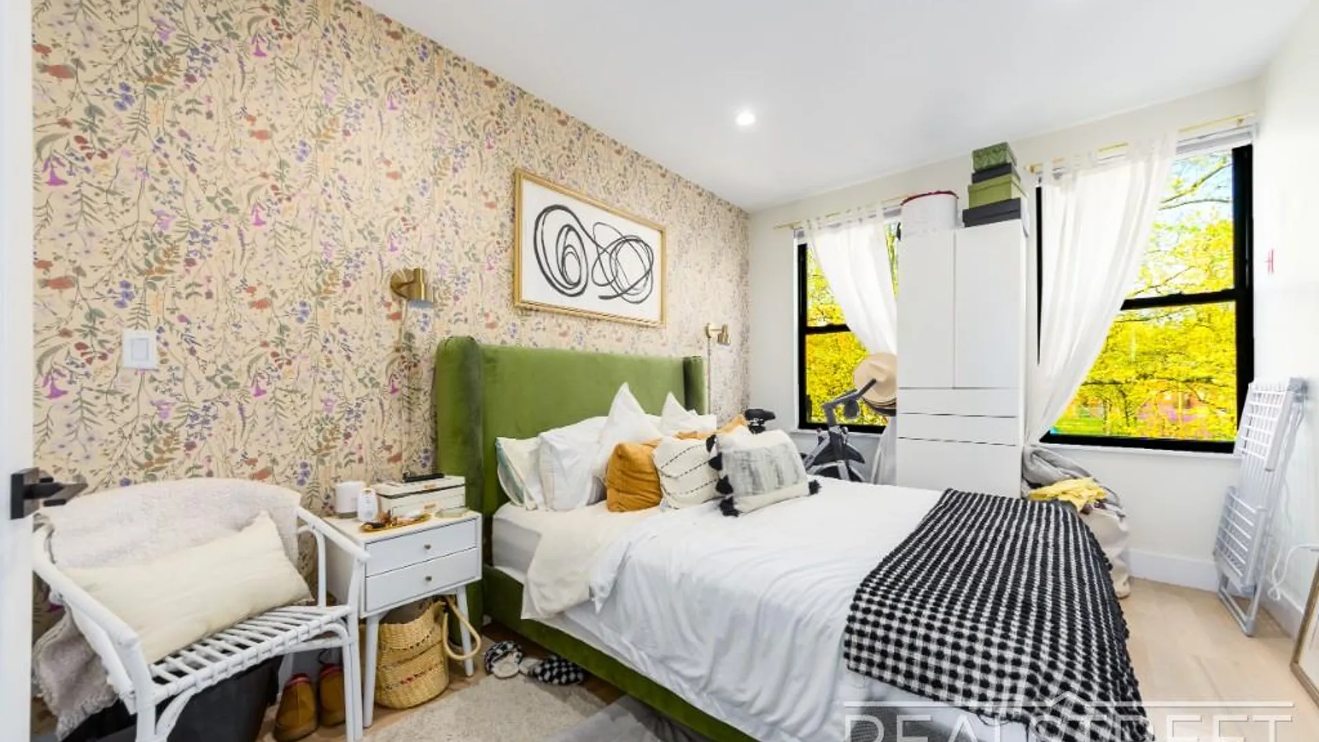 Property at 645 Knickerbocker Ave, BROOKLYN, NY 11221 4