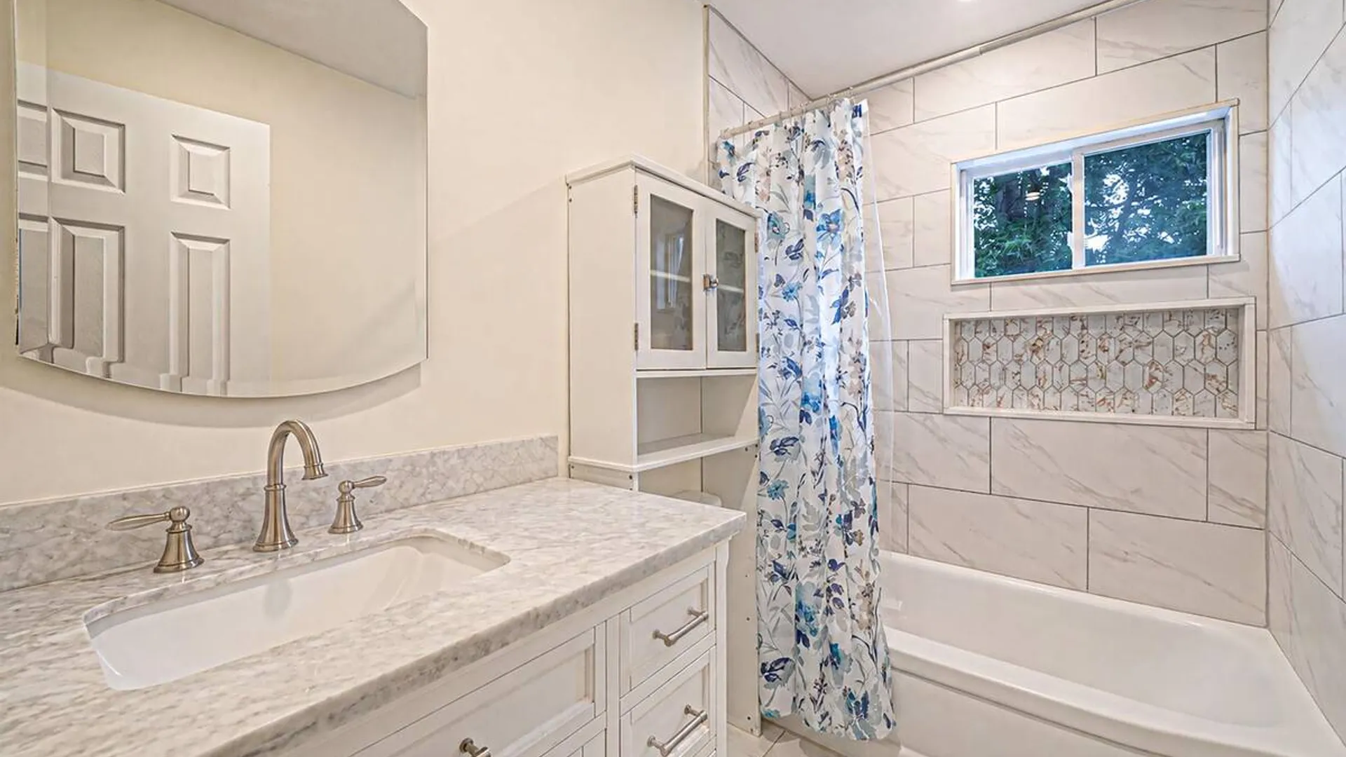 Property at 48 Hillside Avenue, Patchogue, NY 11772 13