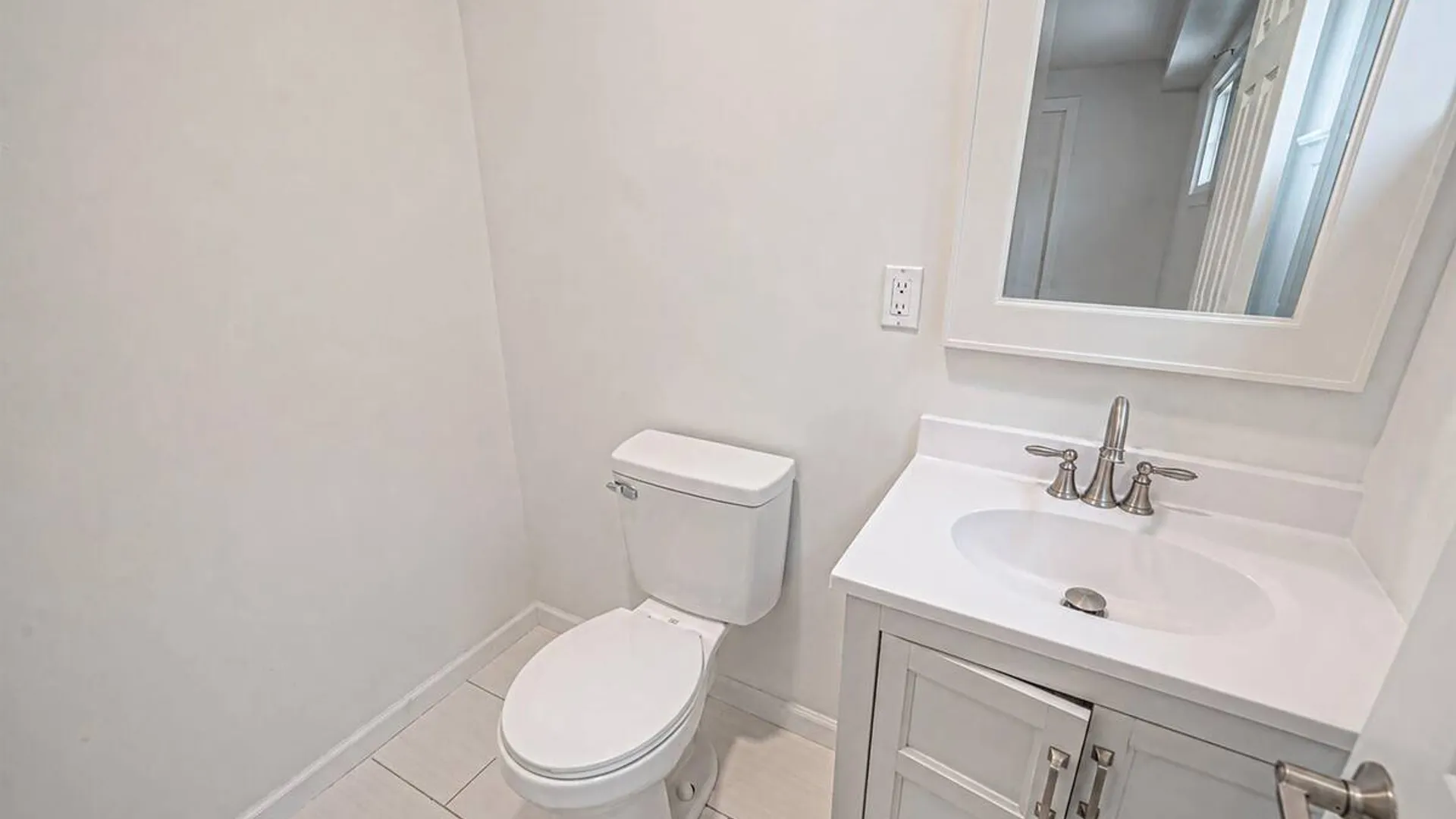 Property at 48 Hillside Avenue, Patchogue, NY 11772 27