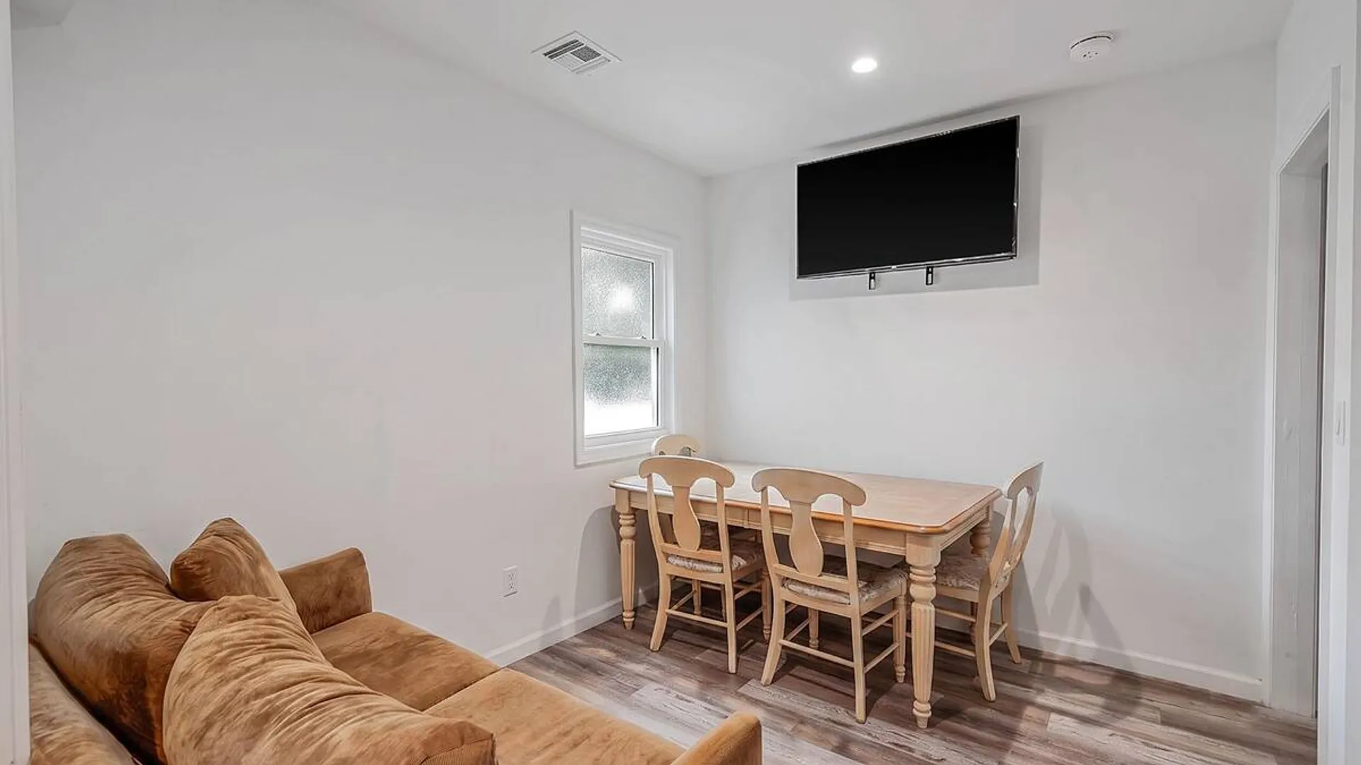Property at 48 Hillside Avenue, Patchogue, NY 11772 30