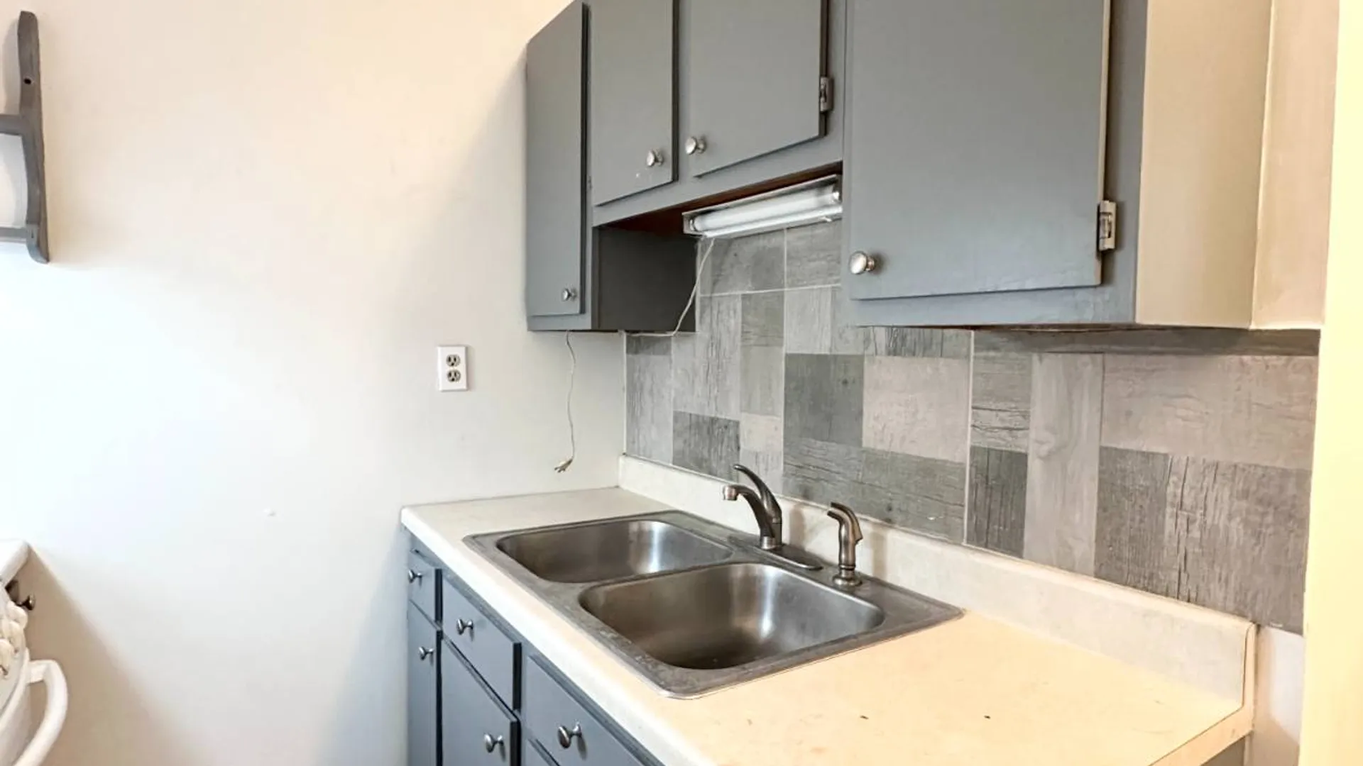 Property at 34 Washington Street, Rensselaer, NY 12144 7