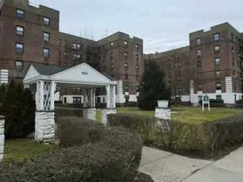 Property at 625 Gramatan Ave, Mt. Vernon, NY 10552