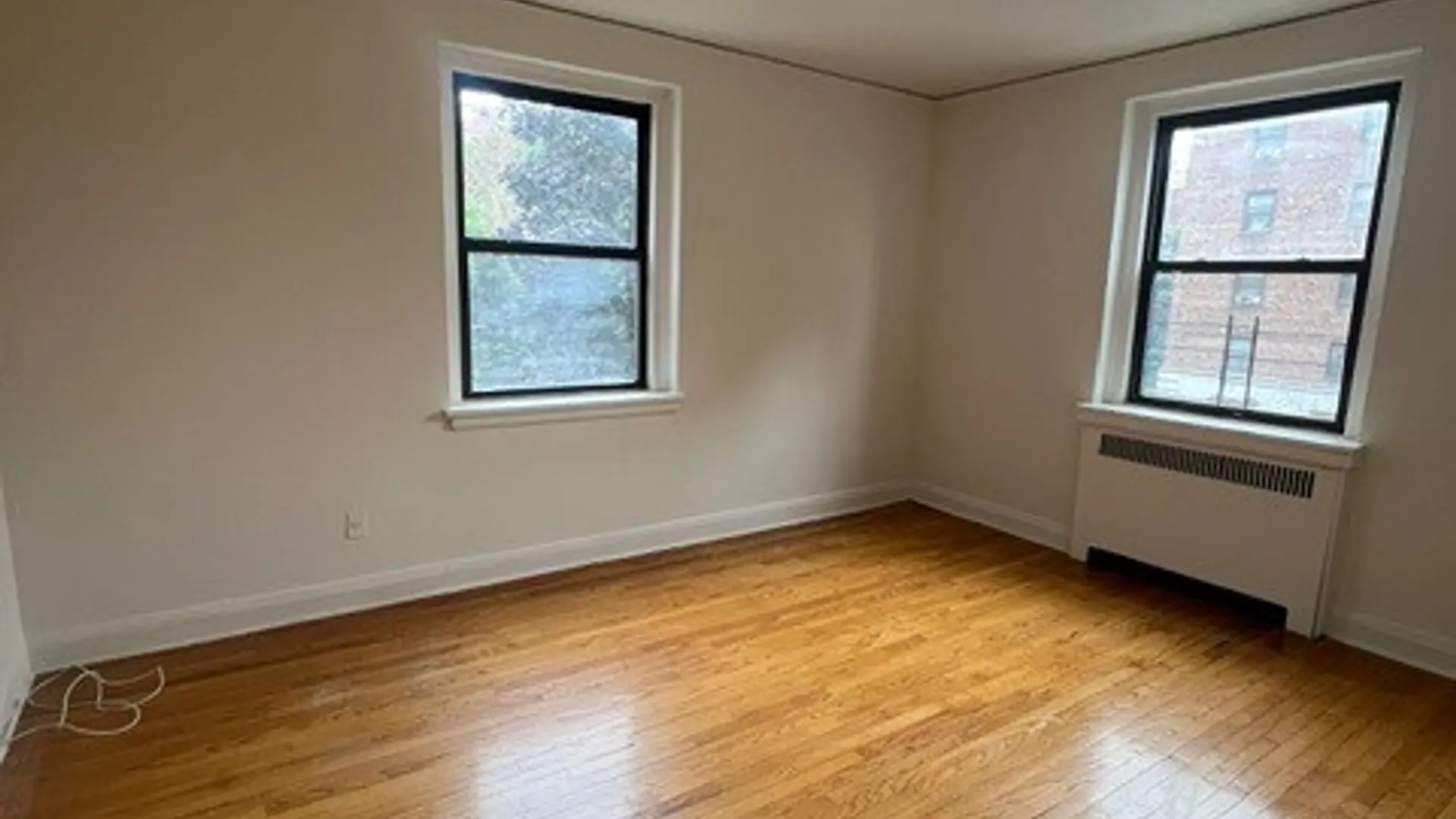 Property at 625 Gramatan Ave, Mt. Vernon, NY 10552 7