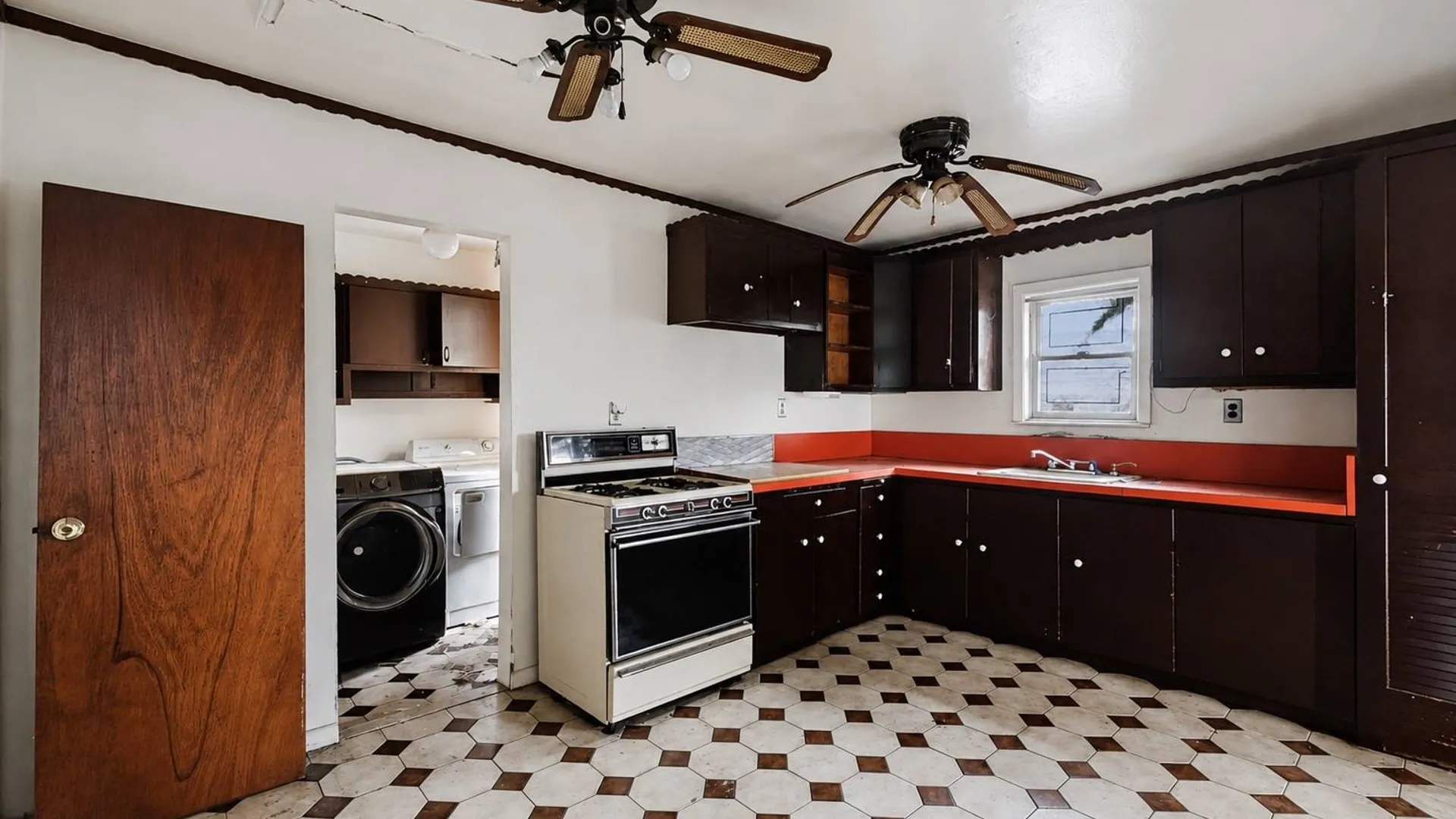 Property at 2221 Utica Ave, Brooklyn, NY 11234 9